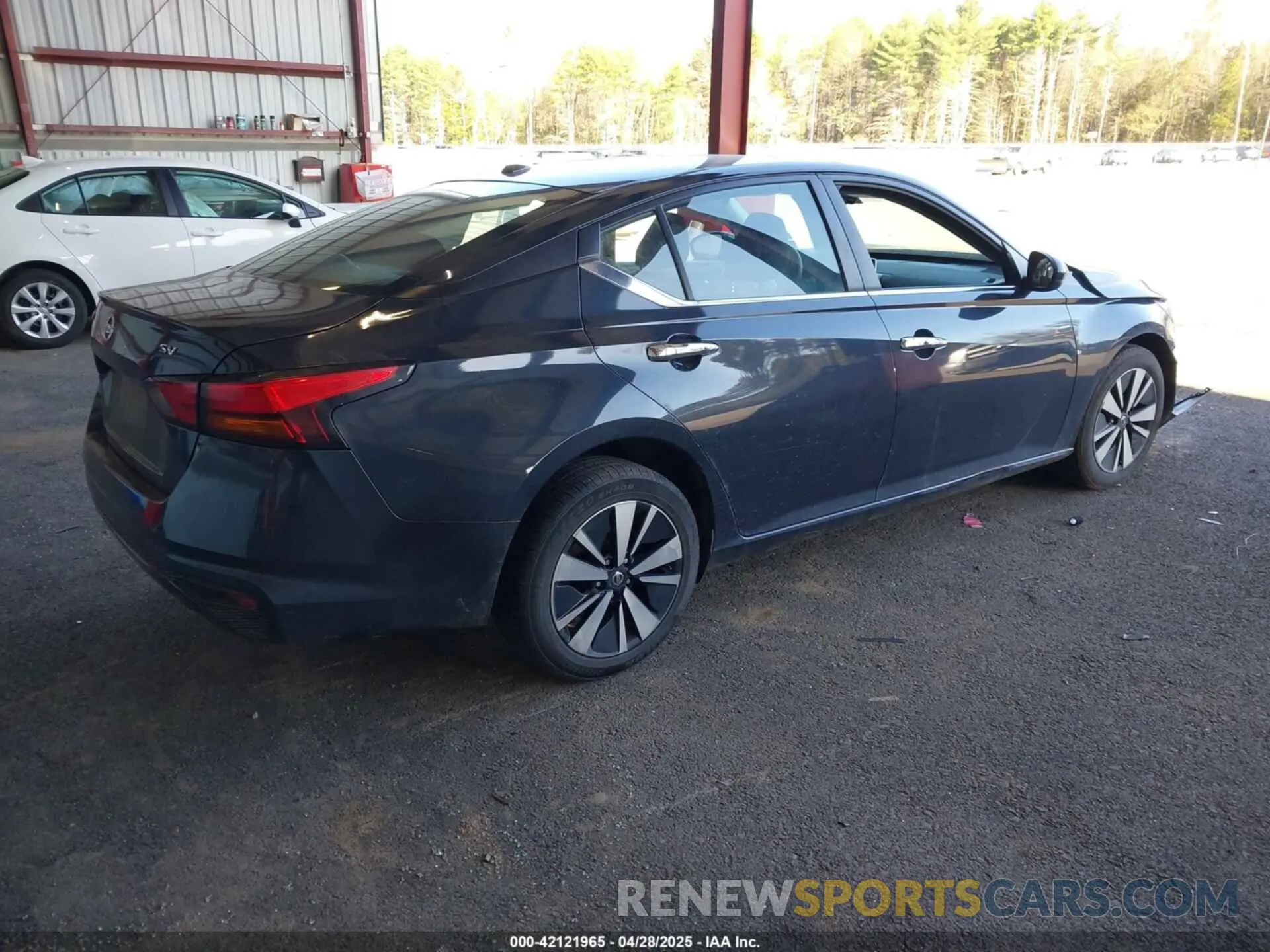 4 fotografías del automóvil dañado 1N4BL4DV5MN325609 NISSAN ALTIMA 2021