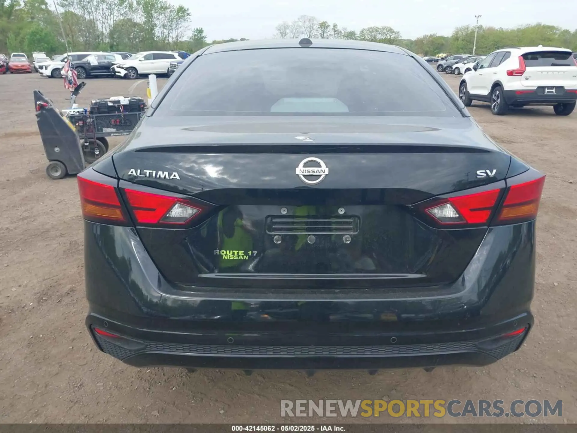 16 fotografías del automóvil dañado 1N4BL4DV6MN324372 NISSAN ALTIMA 2021