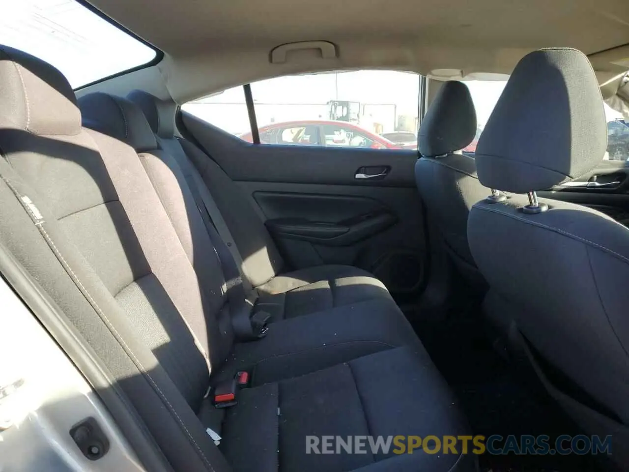 10 fotografías del automóvil dañado 1N4BL4DV6MN366444 NISSAN ALTIMA 2021