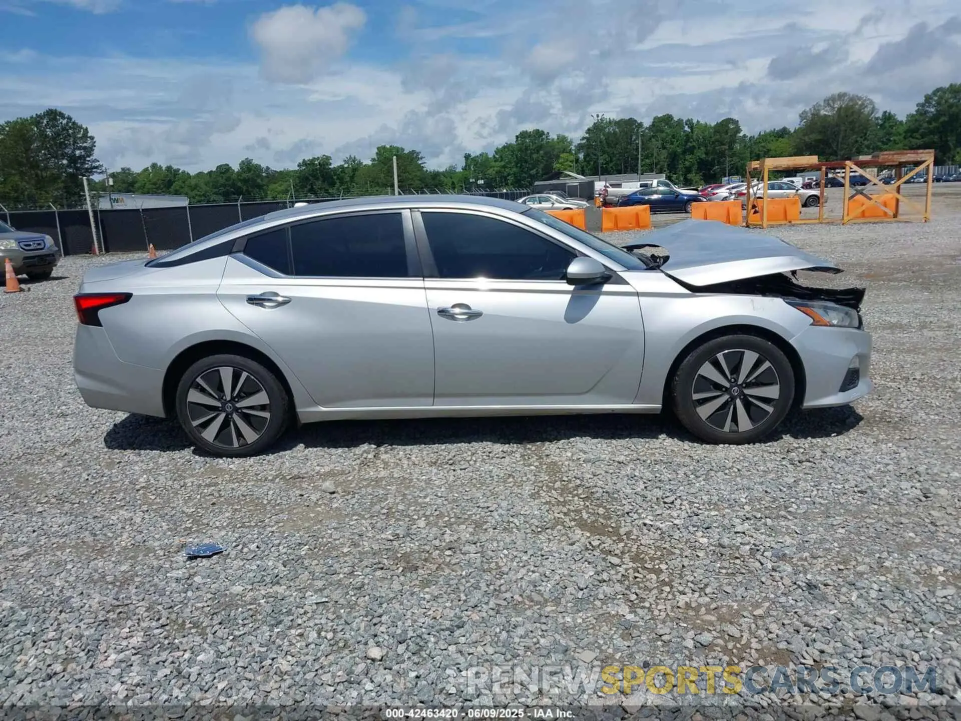 13 fotografías del automóvil dañado 1N4BL4DV6MN391909 NISSAN ALTIMA 2021