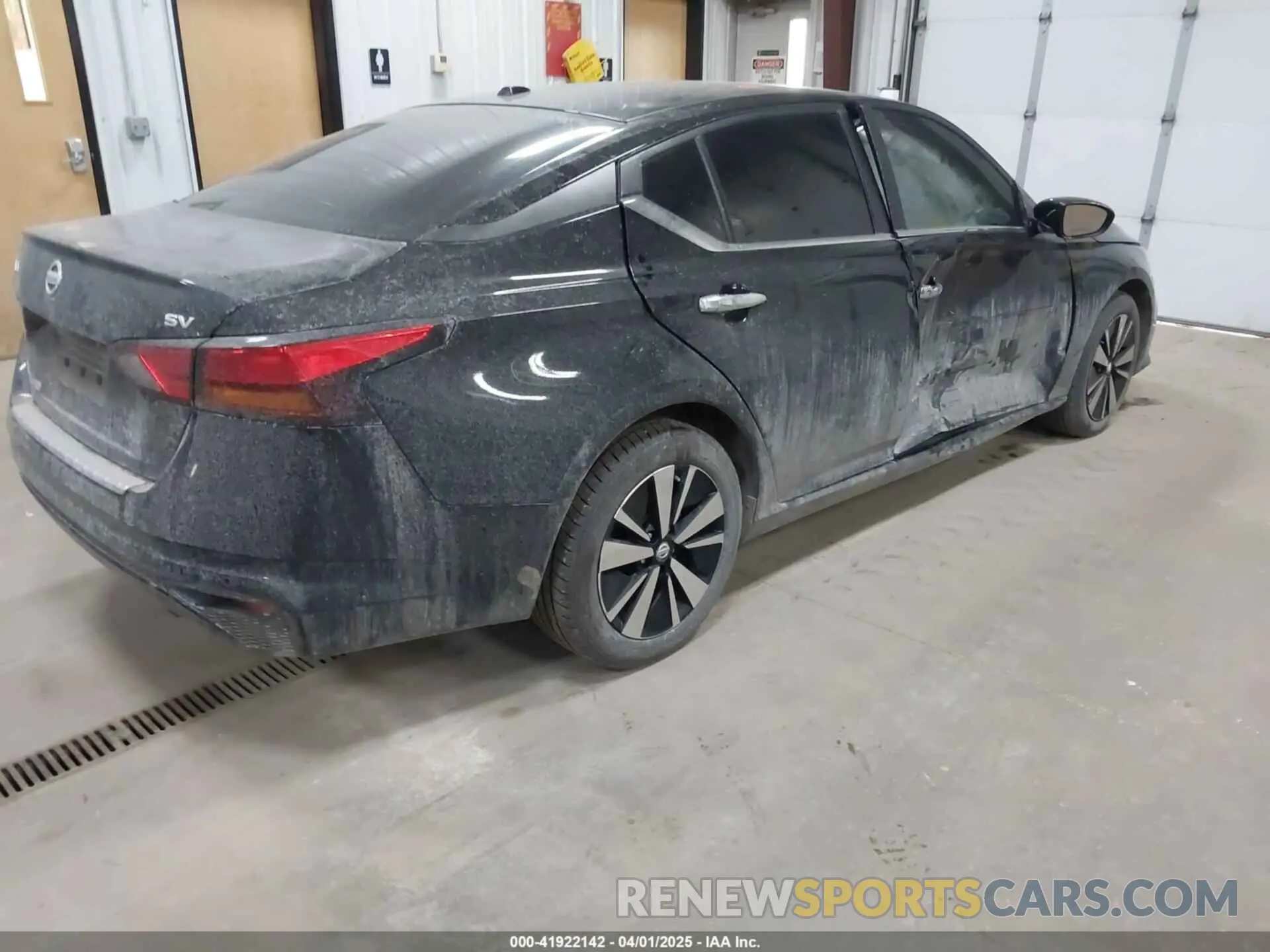 4 fotografías del automóvil dañado 1N4BL4DV6MN394664 NISSAN ALTIMA 2021