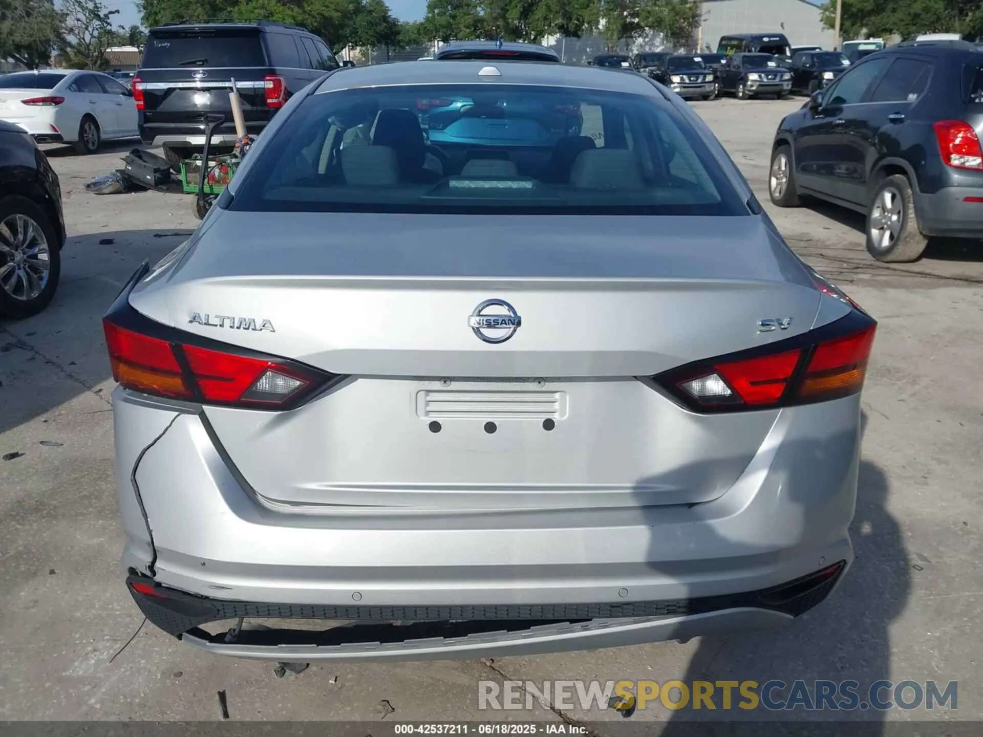 16 fotografías del automóvil dañado 1N4BL4DV6MN415495 NISSAN ALTIMA 2021
