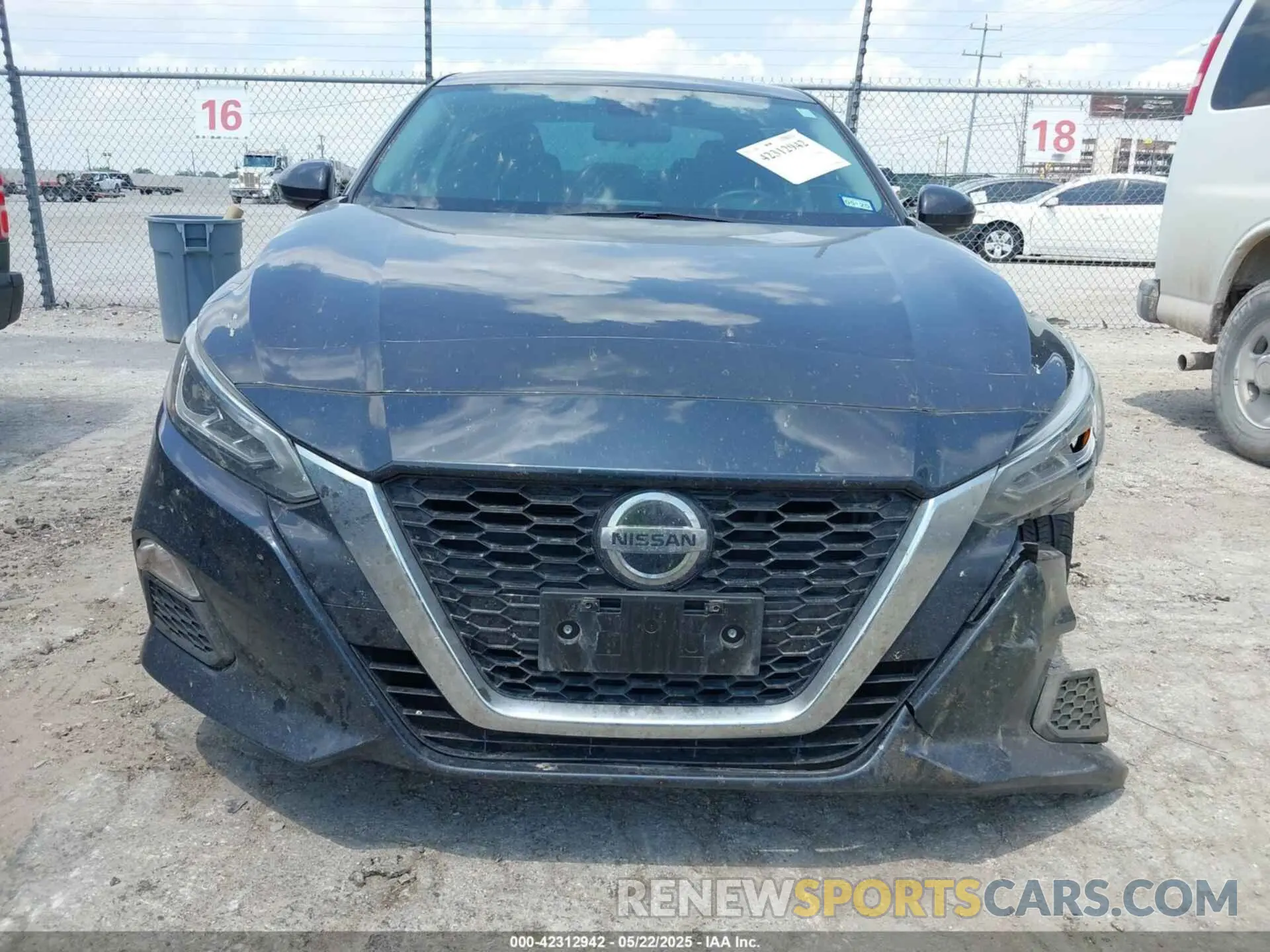 12 fotografías del automóvil dañado 1N4BL4DV8MN300042 NISSAN ALTIMA 2021