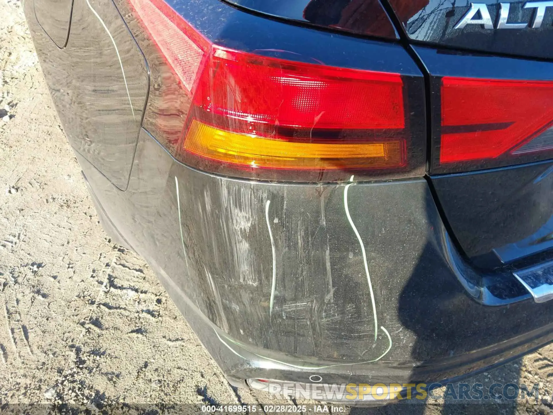 17 fotografías del automóvil dañado 1N4BL4DV8MN311770 NISSAN ALTIMA 2021