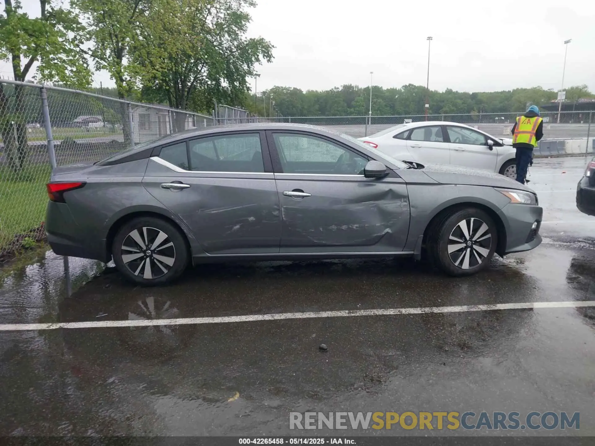 13 fotografías del automóvil dañado 1N4BL4DV9MN348908 NISSAN ALTIMA 2021