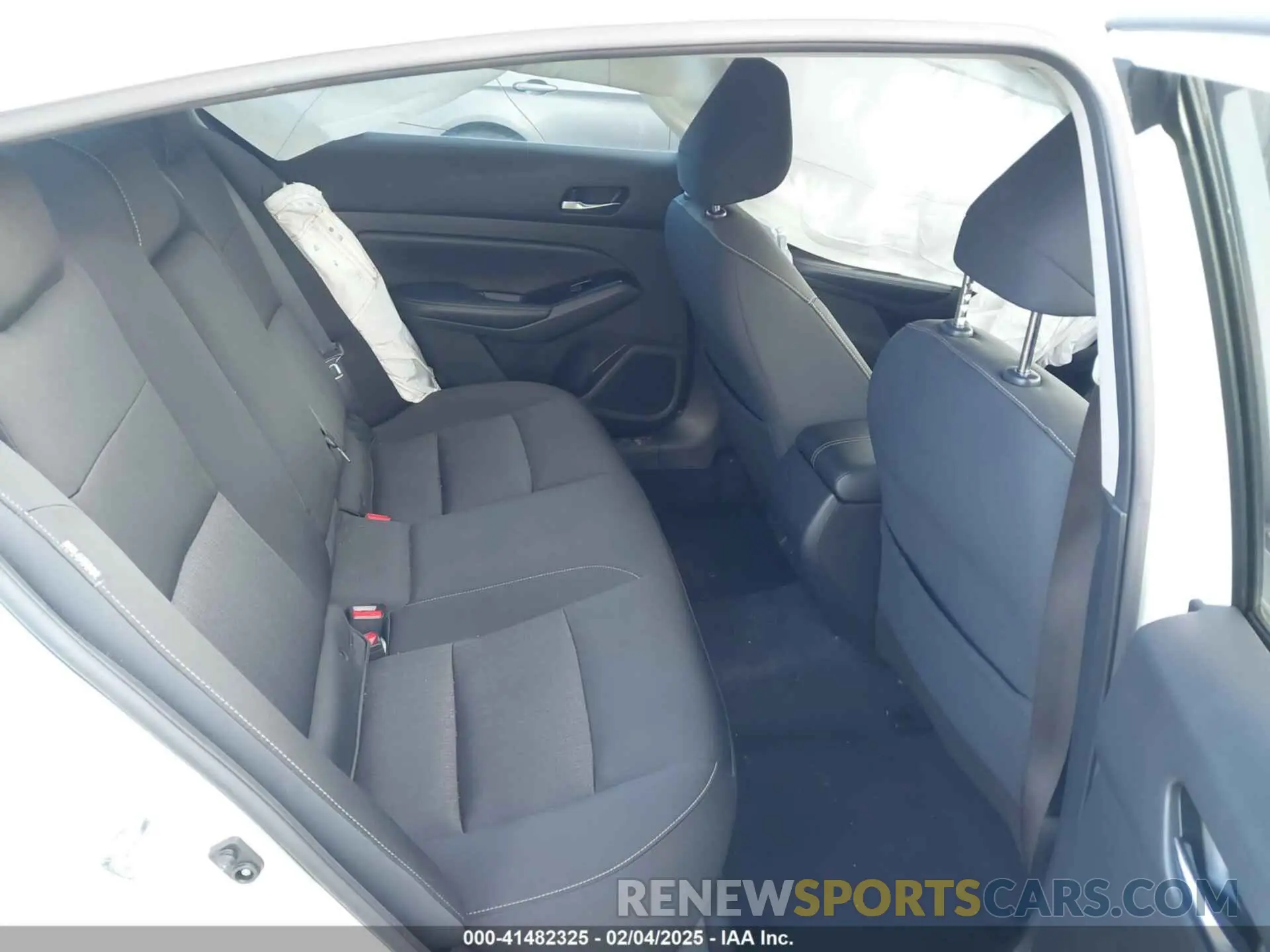 8 fotografías del automóvil dañado 1N4BL4DW7MN311171 NISSAN ALTIMA 2021