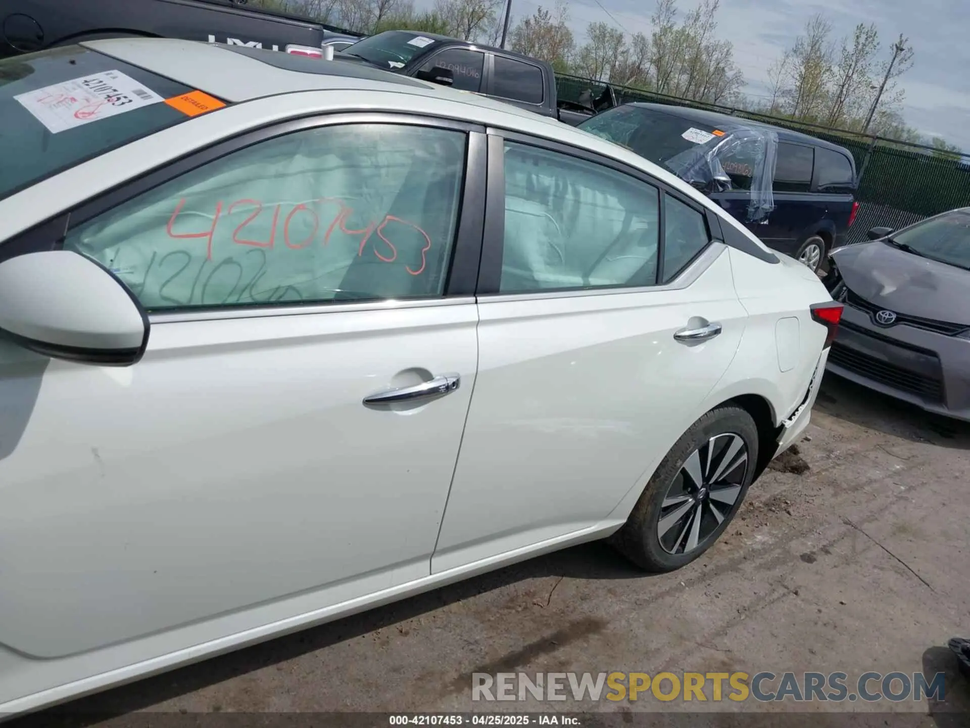 15 fotografías del automóvil dañado 1N4BL4DW7MN372228 NISSAN ALTIMA 2021