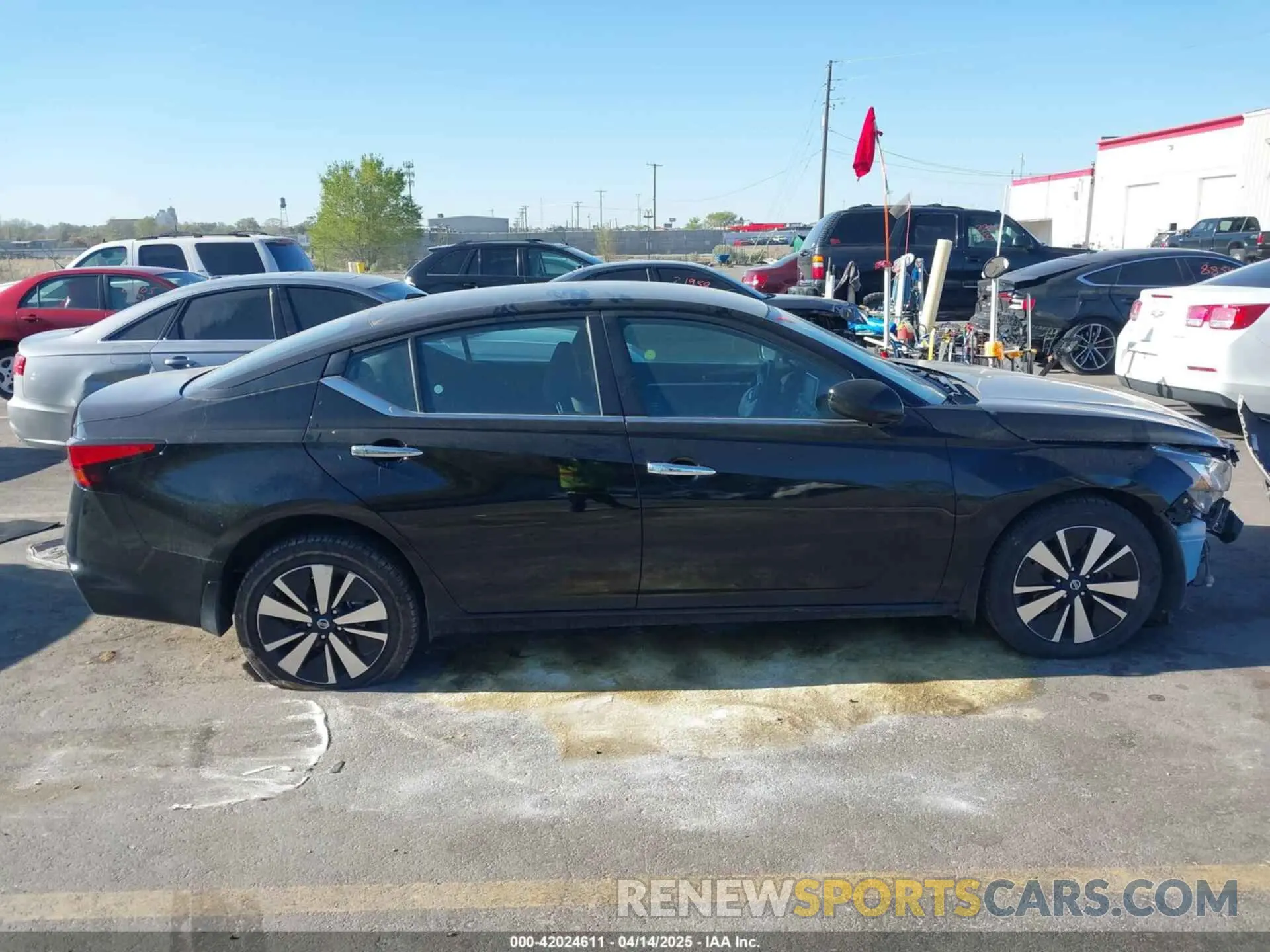 12 fotografías del automóvil dañado 1N4BL4DW8MN364302 NISSAN ALTIMA 2021
