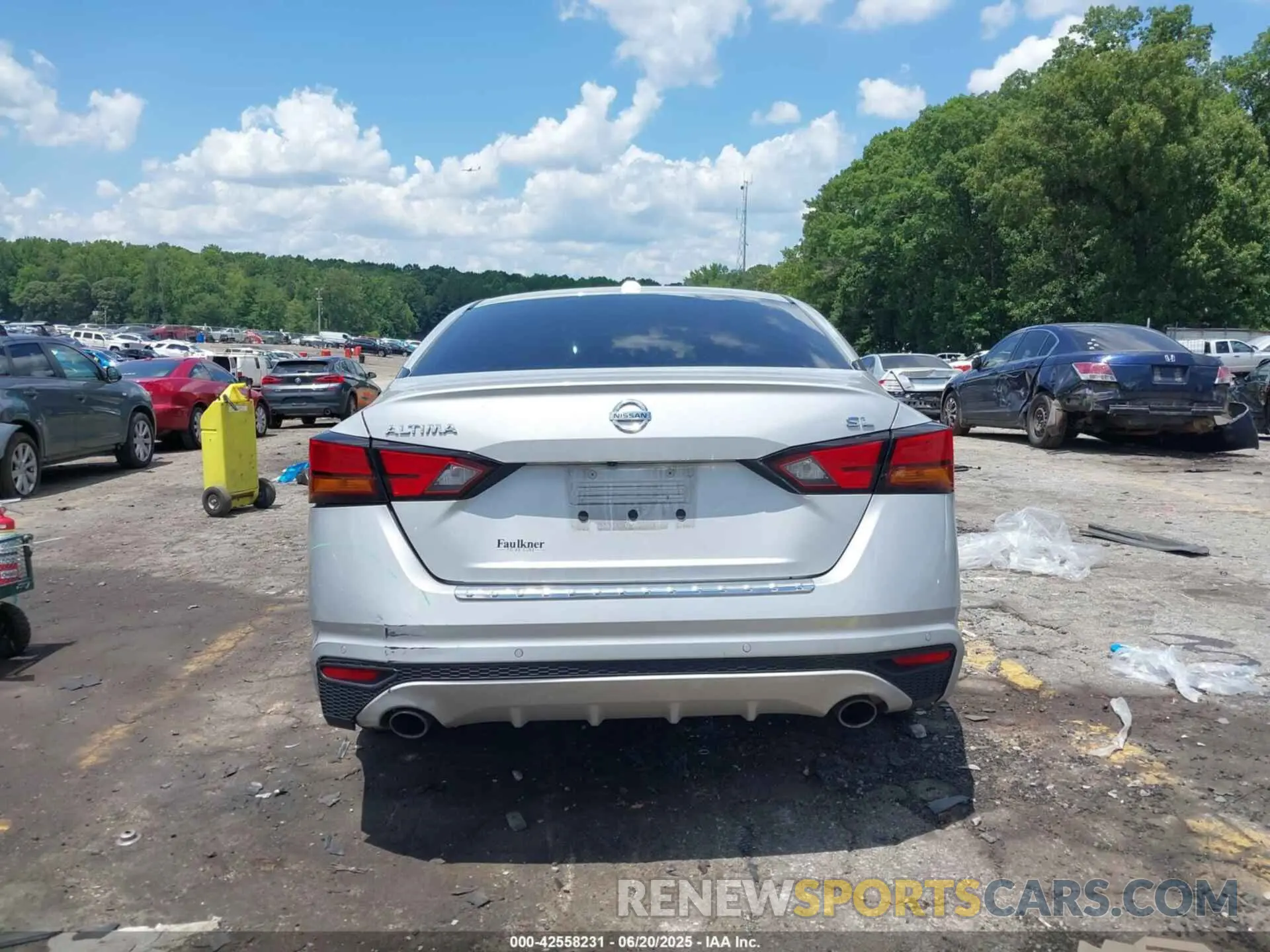 16 fotografías del automóvil dañado 1N4BL4EV6MN345897 NISSAN ALTIMA 2021