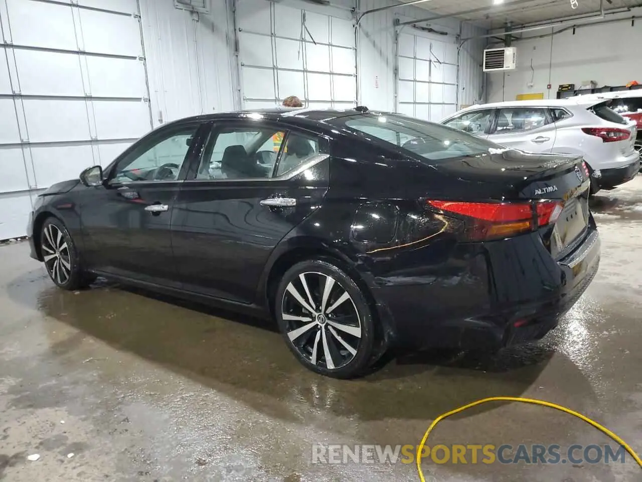 2 fotografías del automóvil dañado 1N4BL4FW1MN336922 NISSAN ALTIMA 2021