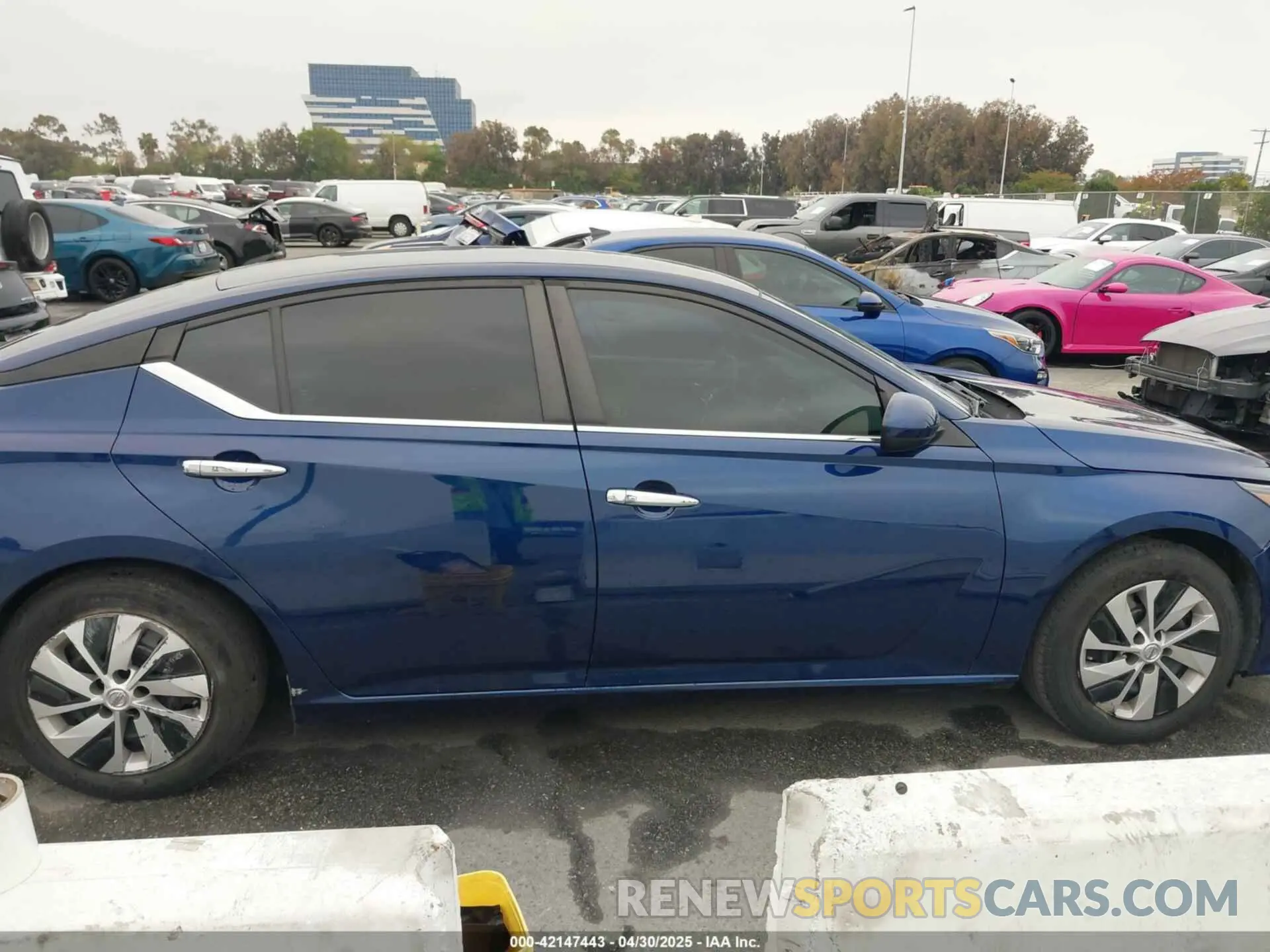 13 fotografías del automóvil dañado 1N4BL4BV0NN397662 NISSAN ALTIMA 2022