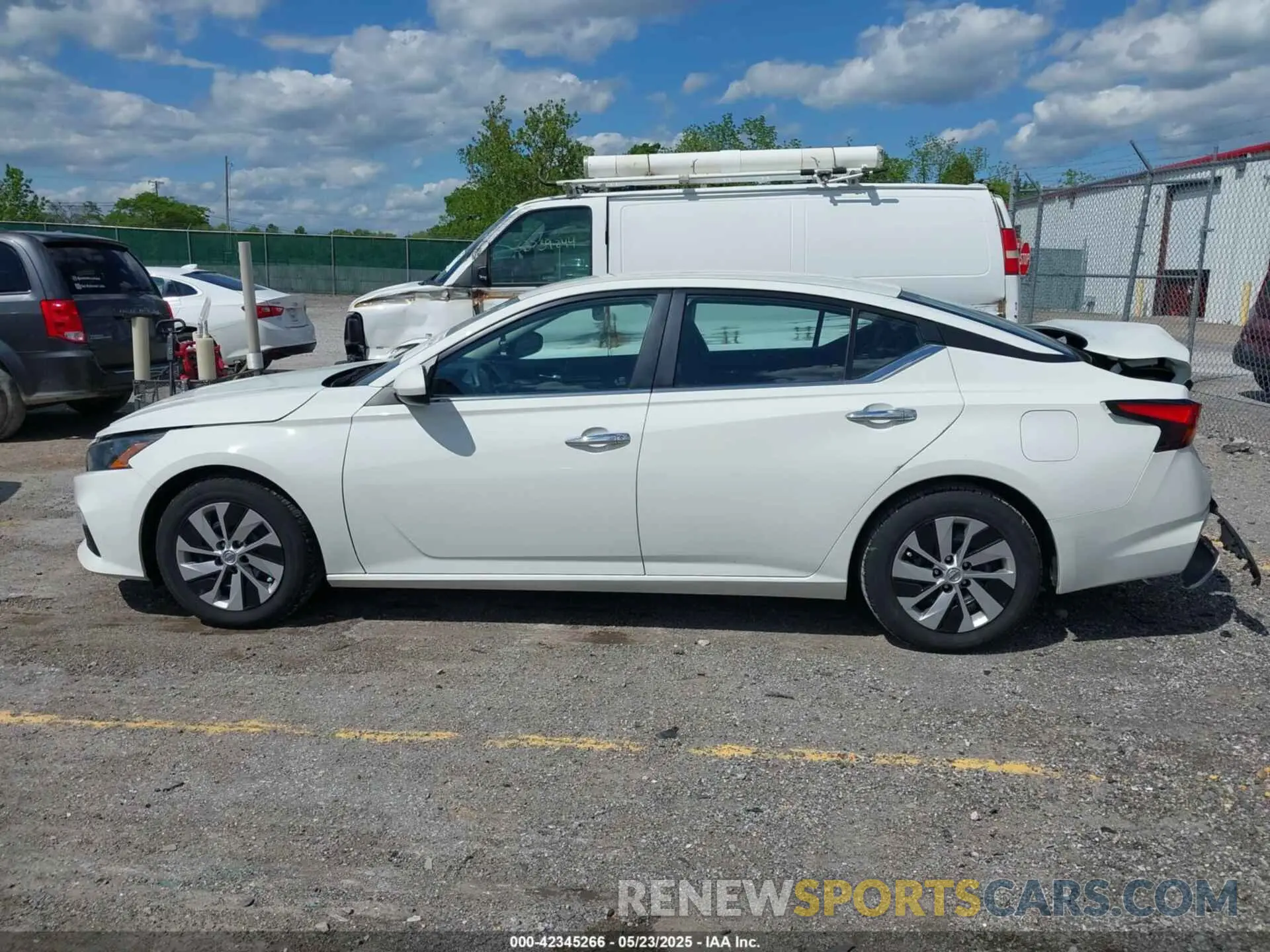 14 fotografías del automóvil dañado 1N4BL4BV2NN318038 NISSAN ALTIMA 2022