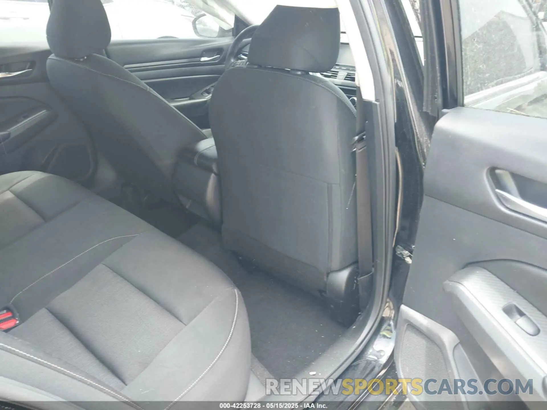 8 fotografías del automóvil dañado 1N4BL4BV8NN314852 NISSAN ALTIMA 2022