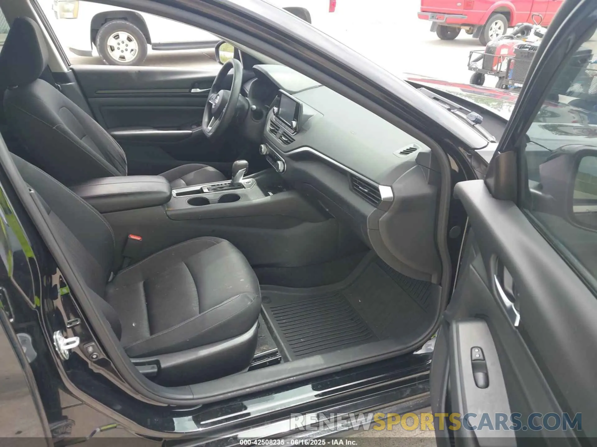 5 fotografías del automóvil dañado 1N4BL4BV8NN404969 NISSAN ALTIMA 2022