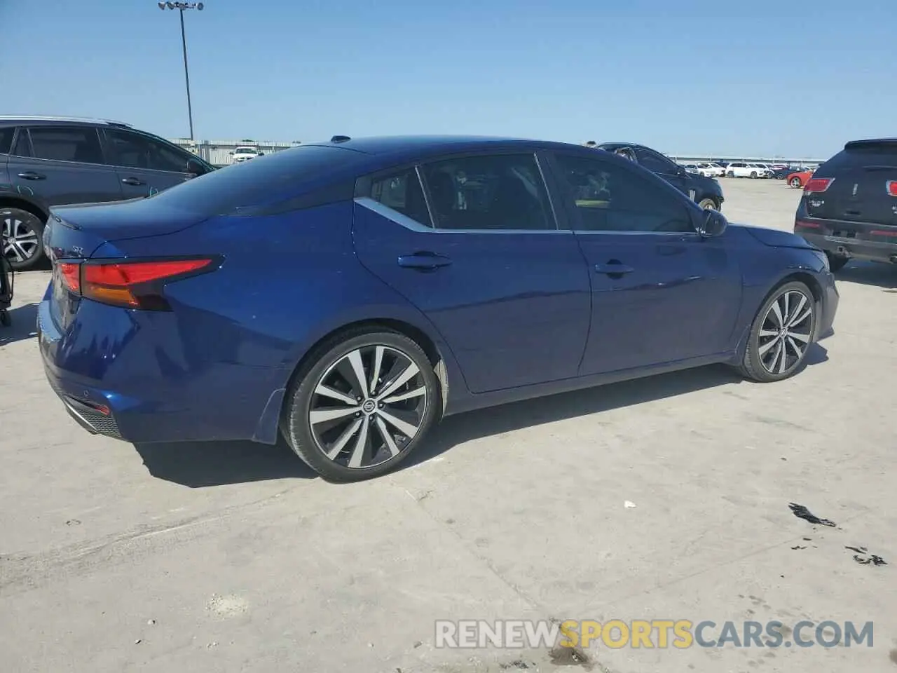 3 fotografías del automóvil dañado 1N4BL4CV0NN409047 NISSAN ALTIMA 2022