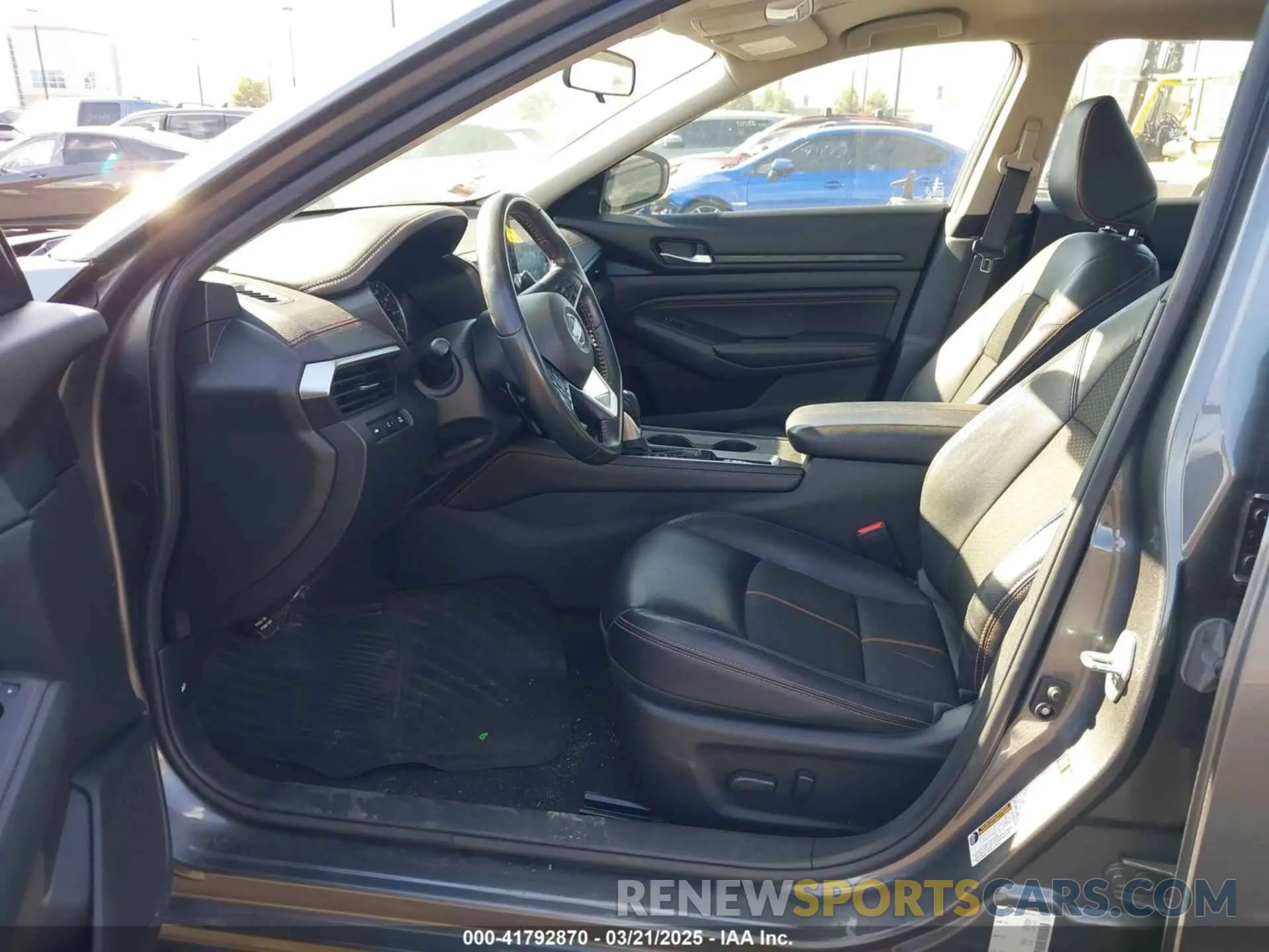 5 fotografías del automóvil dañado 1N4BL4CV1NN346699 NISSAN ALTIMA 2022