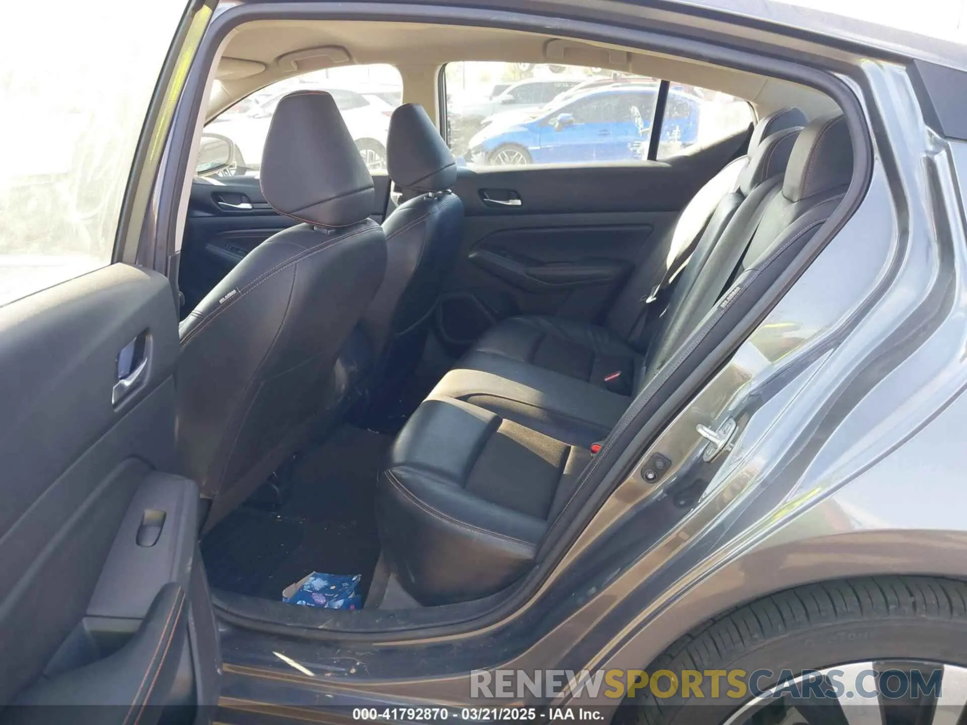8 fotografías del automóvil dañado 1N4BL4CV1NN346699 NISSAN ALTIMA 2022