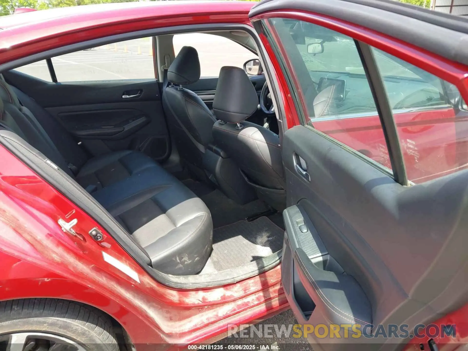 8 fotografías del automóvil dañado 1N4BL4CV1NN349635 NISSAN ALTIMA 2022