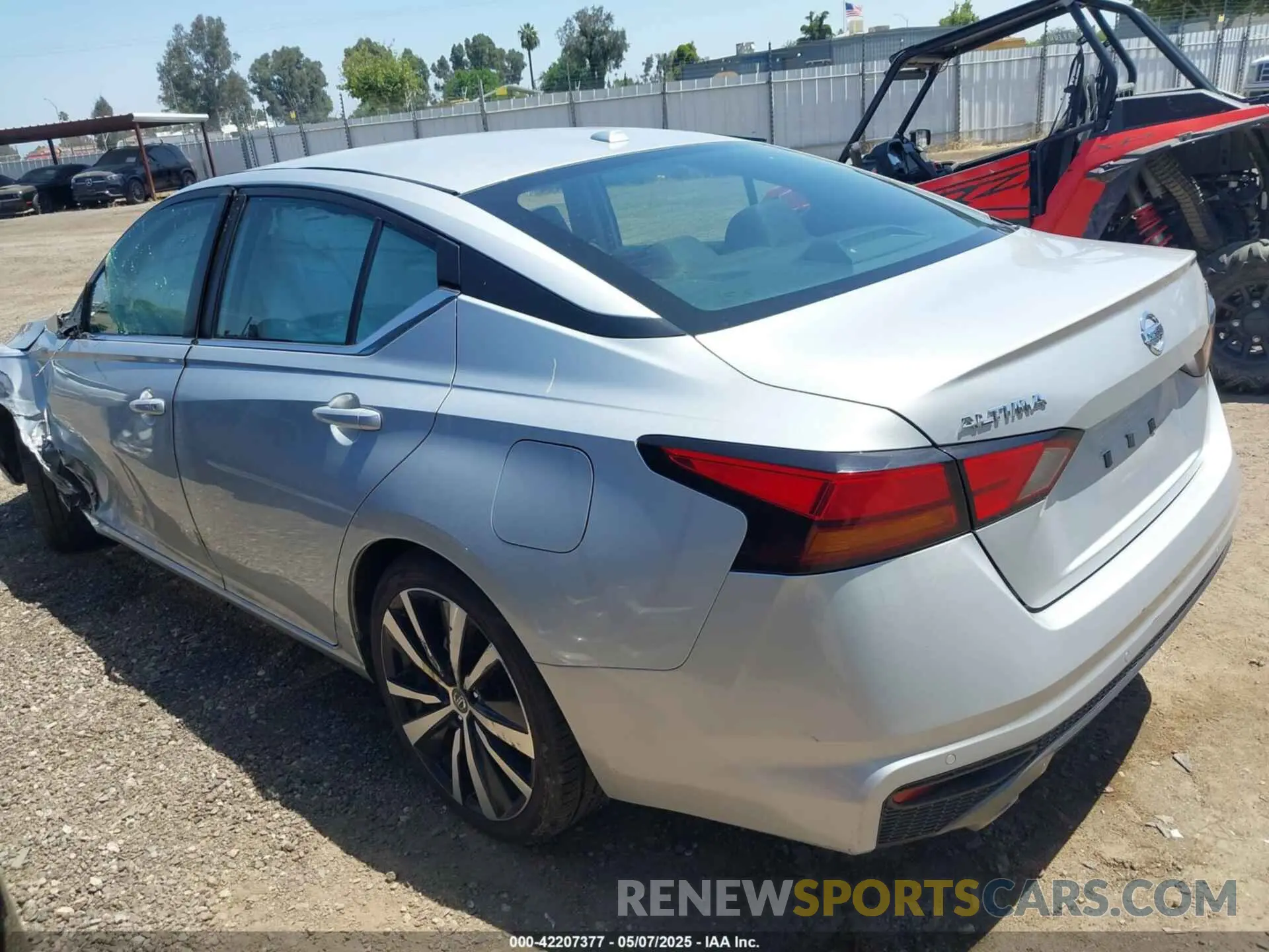 3 fotografías del automóvil dañado 1N4BL4CV1NN352180 NISSAN ALTIMA 2022