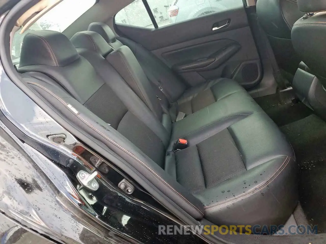 11 fotografías del automóvil dañado 1N4BL4CV2NN370638 NISSAN ALTIMA 2022