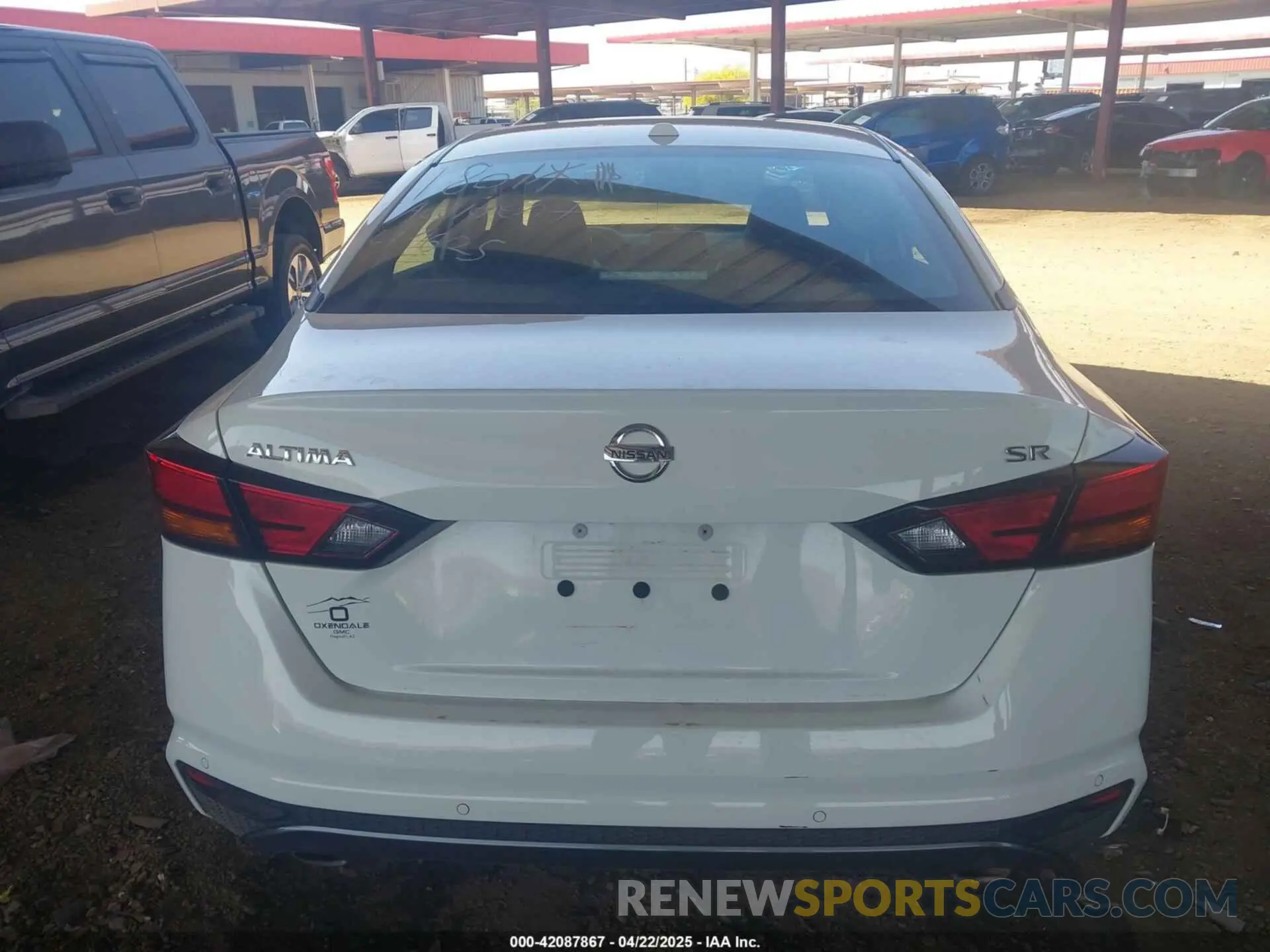 16 fotografías del automóvil dañado 1N4BL4CV3NN335378 NISSAN ALTIMA 2022