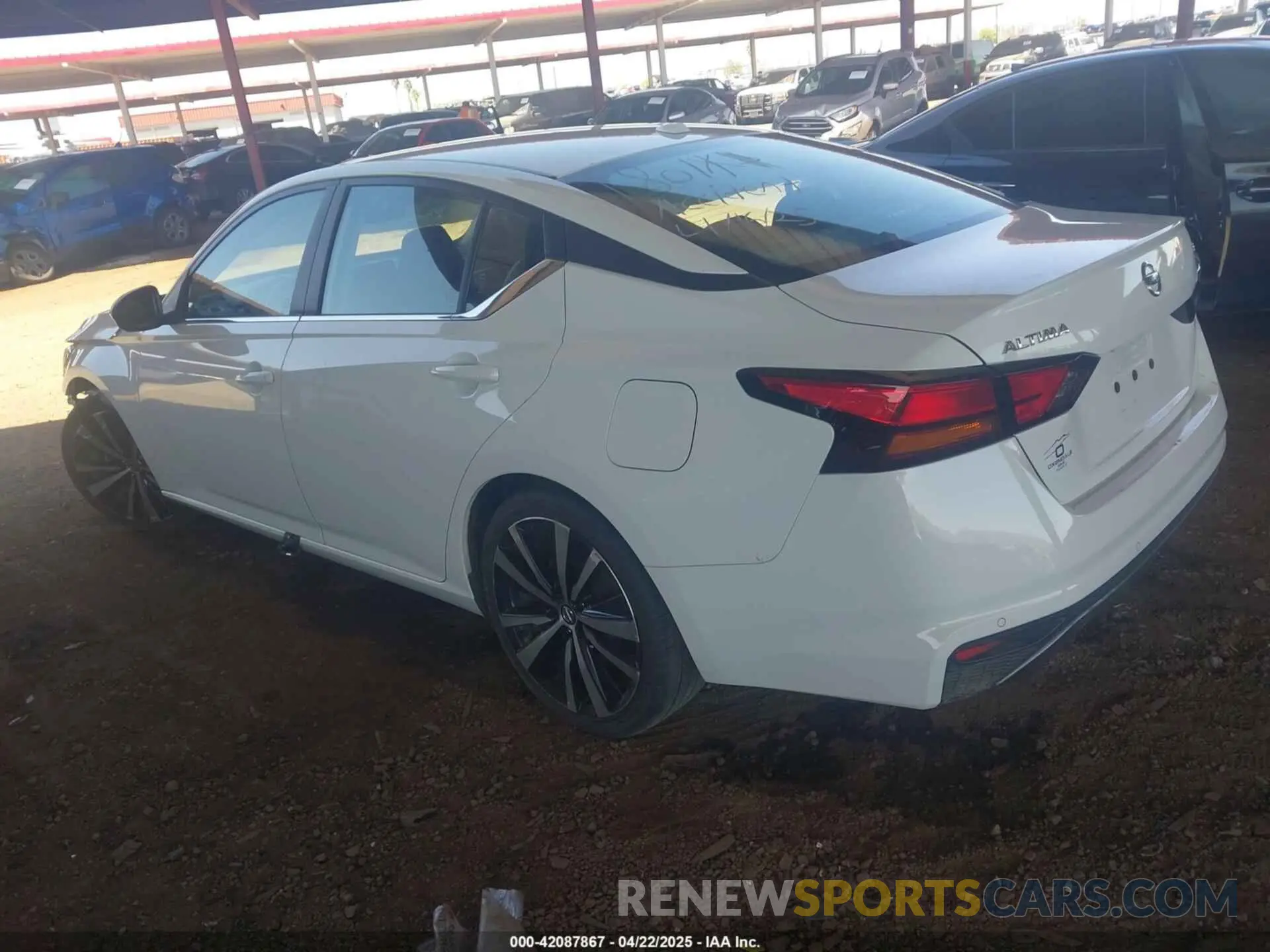 3 fotografías del automóvil dañado 1N4BL4CV3NN335378 NISSAN ALTIMA 2022