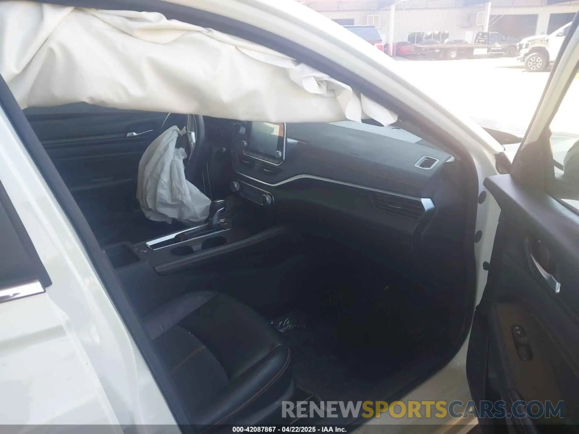 5 fotografías del automóvil dañado 1N4BL4CV3NN335378 NISSAN ALTIMA 2022