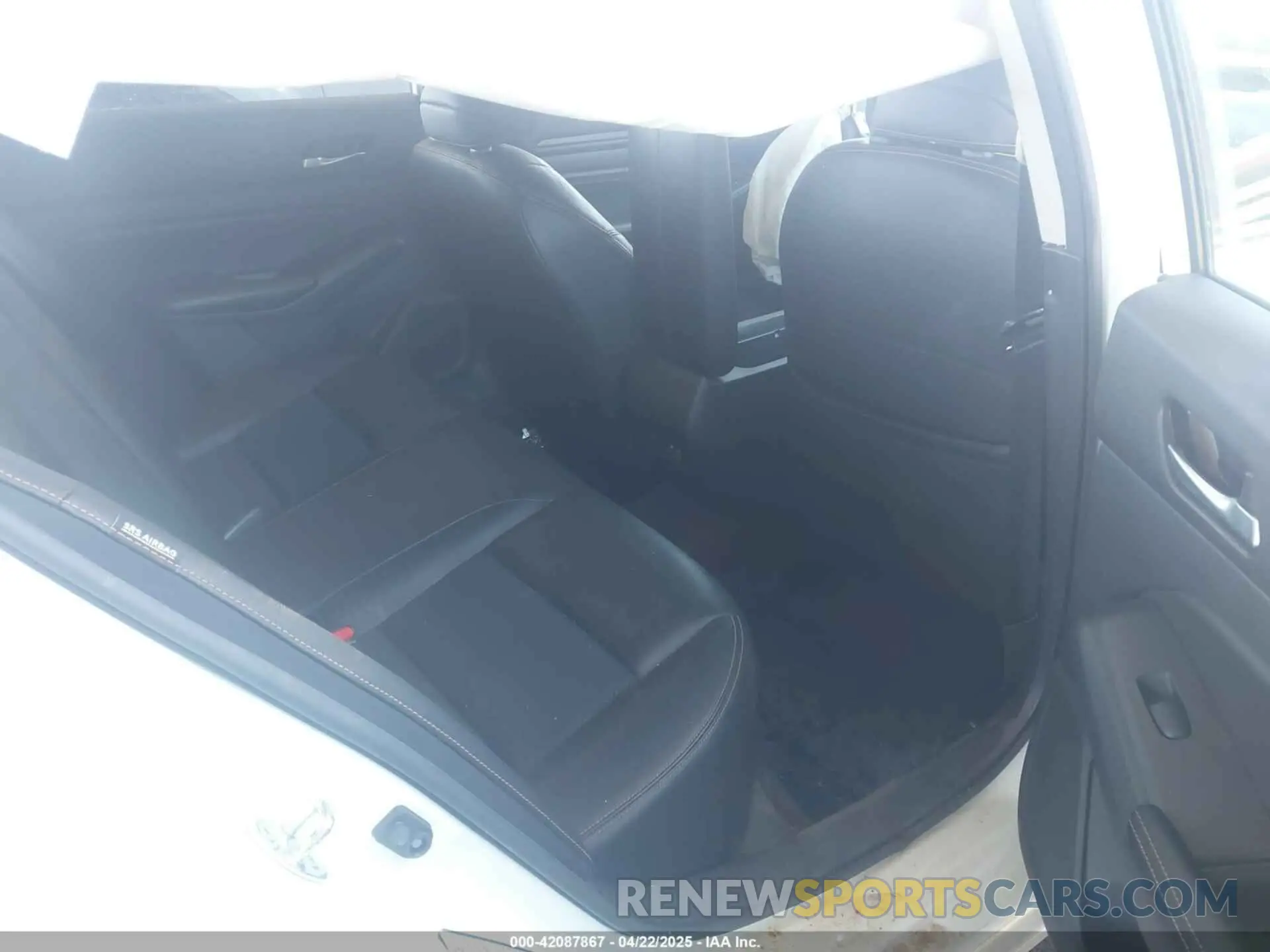 8 fotografías del automóvil dañado 1N4BL4CV3NN335378 NISSAN ALTIMA 2022