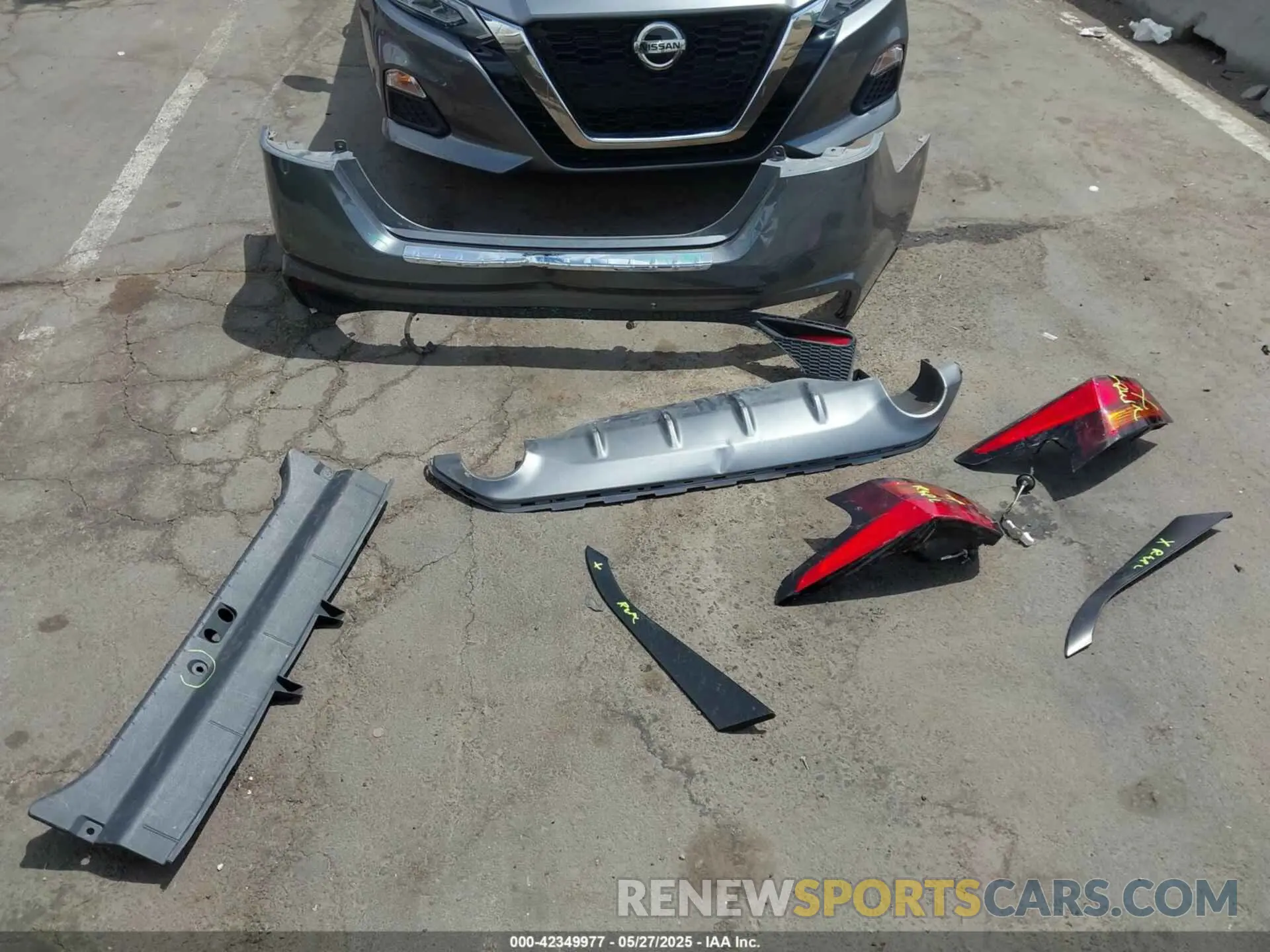 12 fotografías del automóvil dañado 1N4BL4CV3NN369059 NISSAN ALTIMA 2022