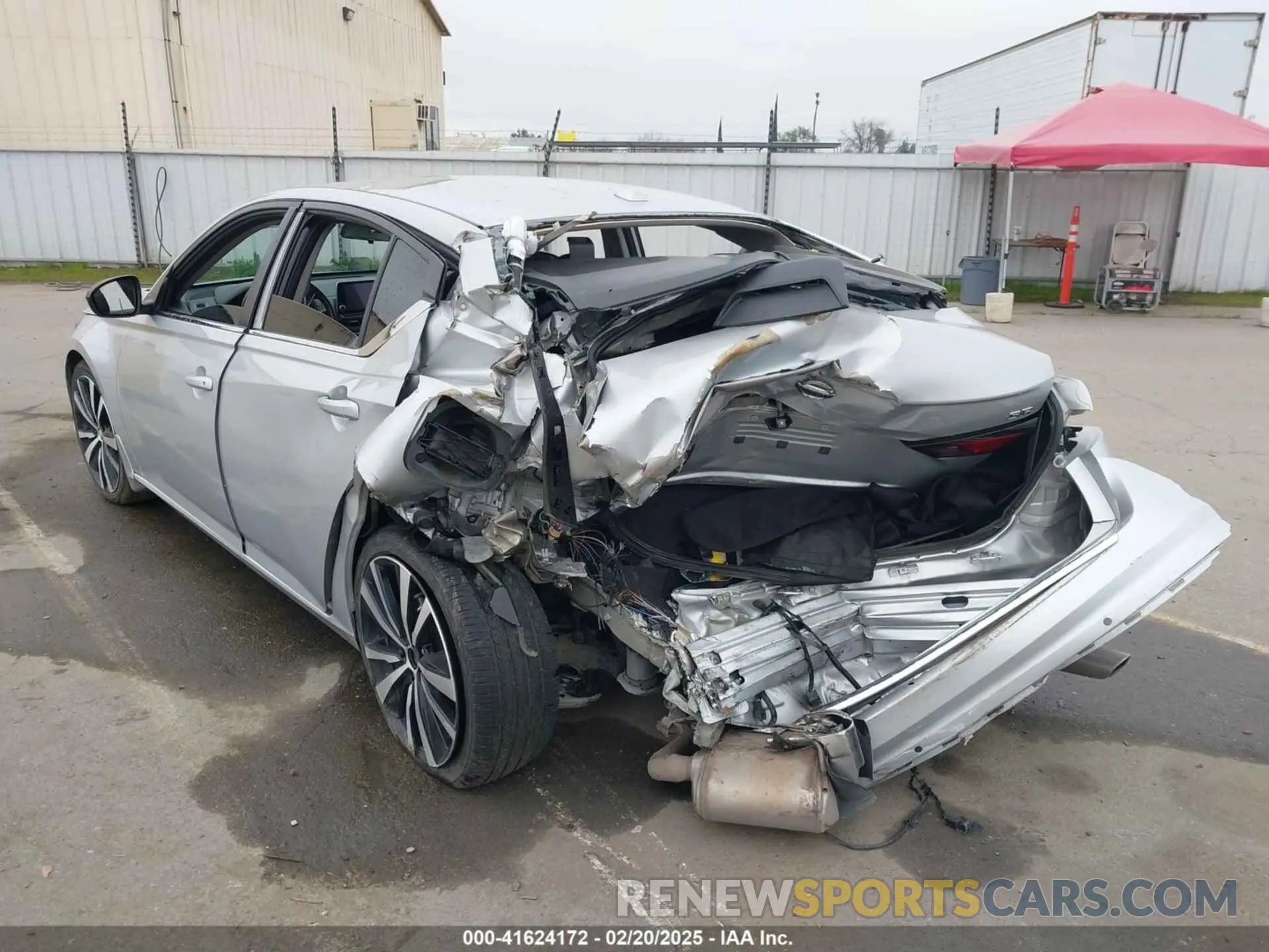 3 fotografías del automóvil dañado 1N4BL4CV3NN372432 NISSAN ALTIMA 2022