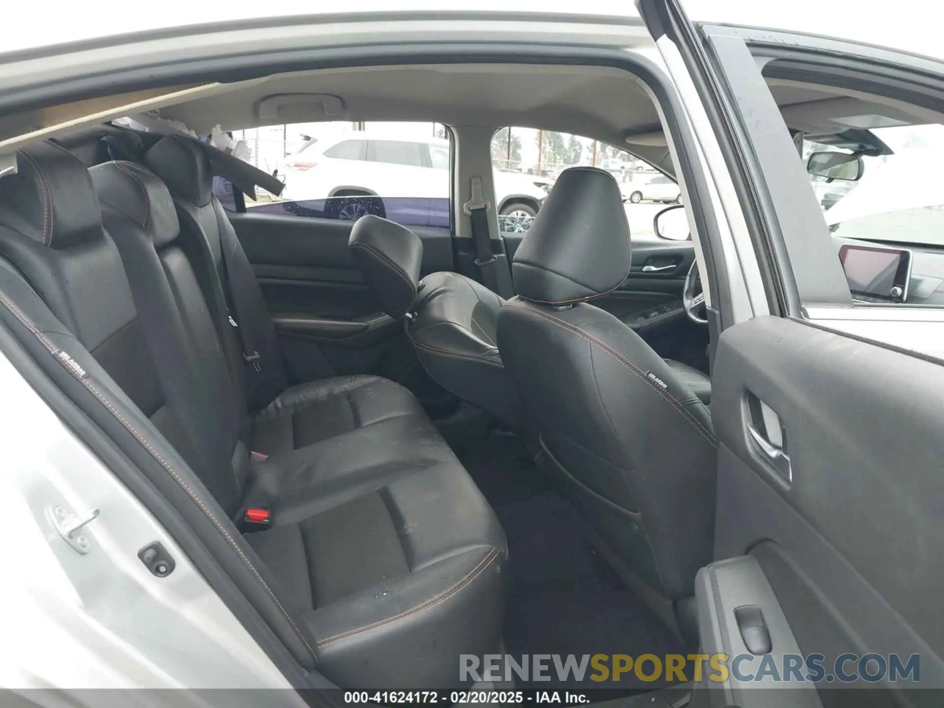 8 fotografías del automóvil dañado 1N4BL4CV3NN372432 NISSAN ALTIMA 2022