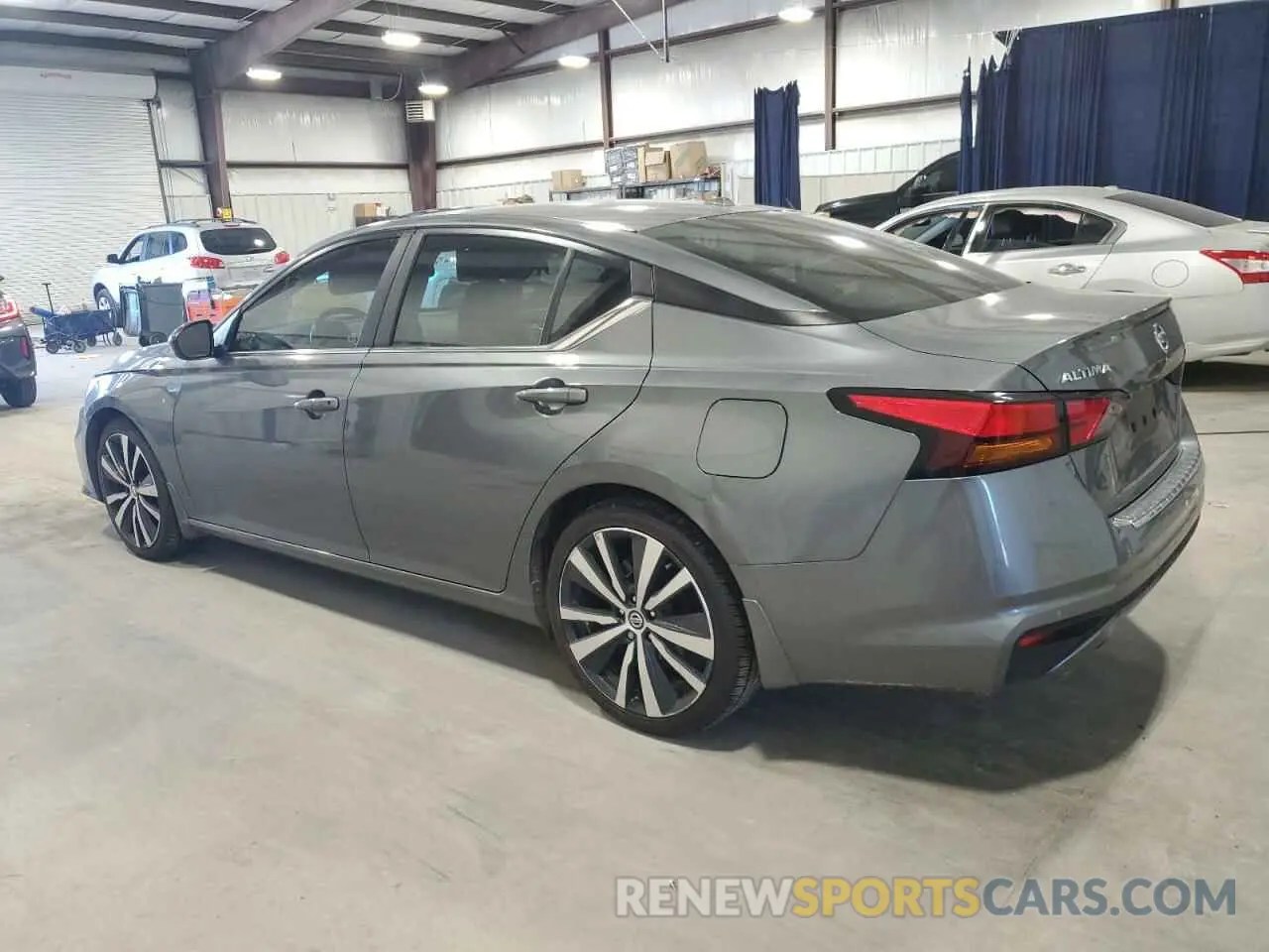 2 fotografías del automóvil dañado 1N4BL4CV5NN325595 NISSAN ALTIMA 2022