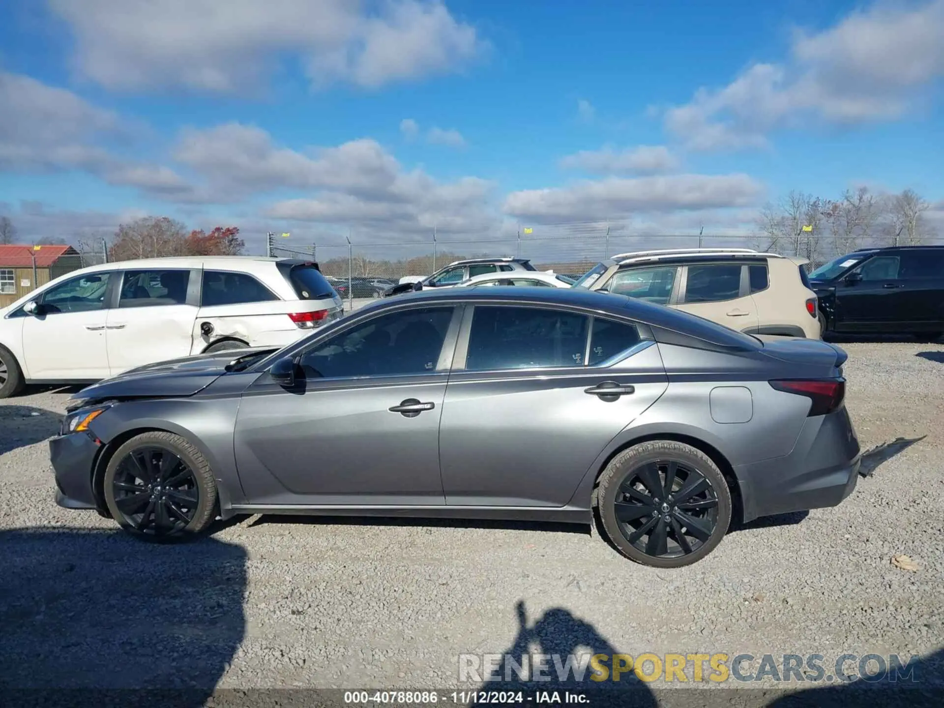 14 fotografías del automóvil dañado 1N4BL4CV6NN379505 NISSAN ALTIMA 2022