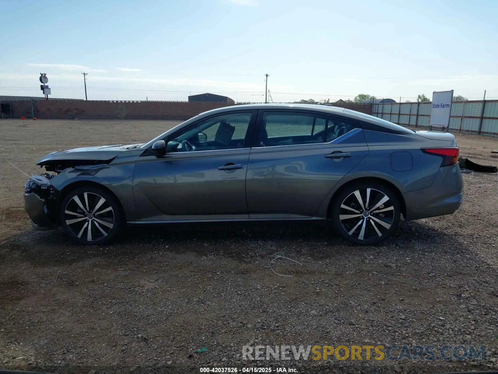 15 fotografías del automóvil dañado 1N4BL4CV7NN346433 NISSAN ALTIMA 2022