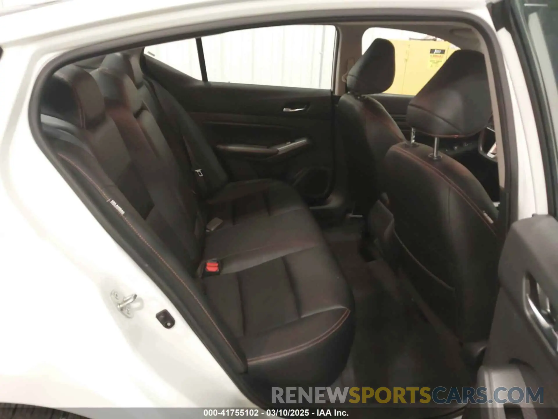 8 fotografías del automóvil dañado 1N4BL4CV8NN344643 NISSAN ALTIMA 2022
