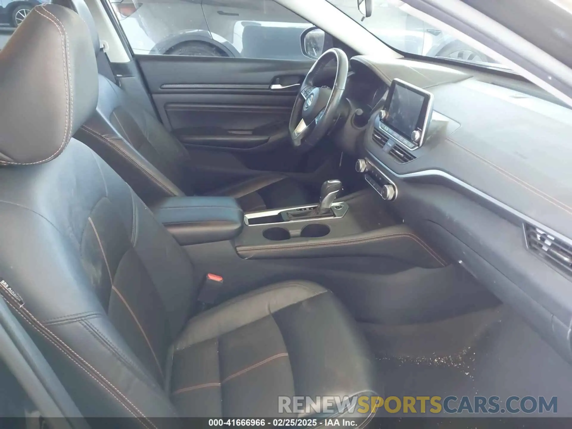 5 fotografías del automóvil dañado 1N4BL4CV8NN354878 NISSAN ALTIMA 2022