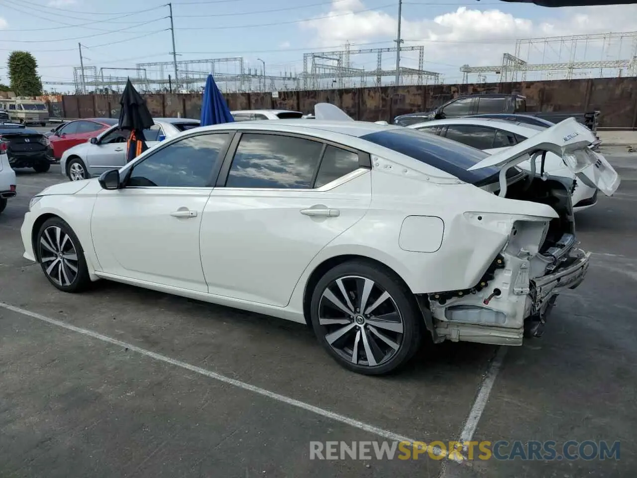 2 fotografías del automóvil dañado 1N4BL4CV8NN376184 NISSAN ALTIMA 2022
