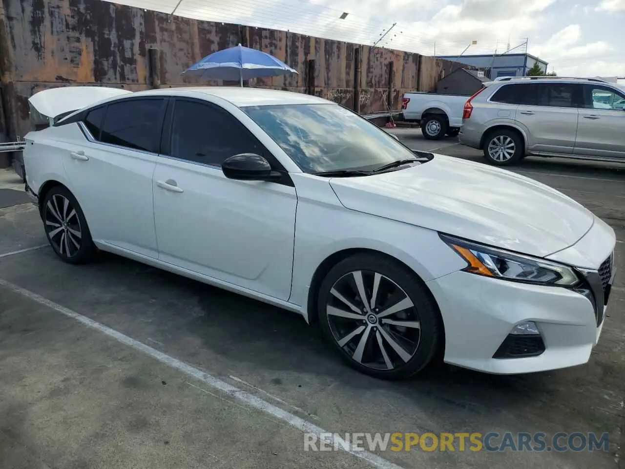 4 fotografías del automóvil dañado 1N4BL4CV8NN376184 NISSAN ALTIMA 2022