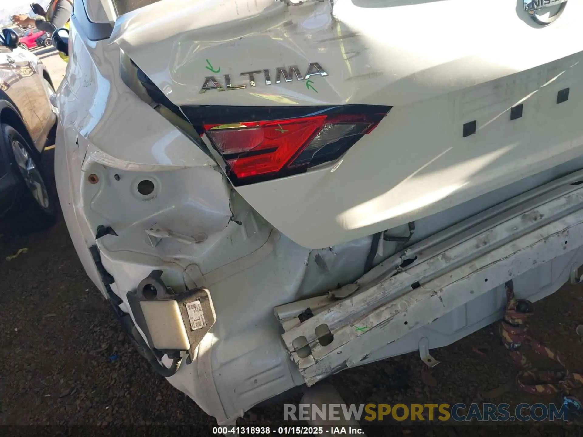 19 fotografías del automóvil dañado 1N4BL4CV9NN356090 NISSAN ALTIMA 2022