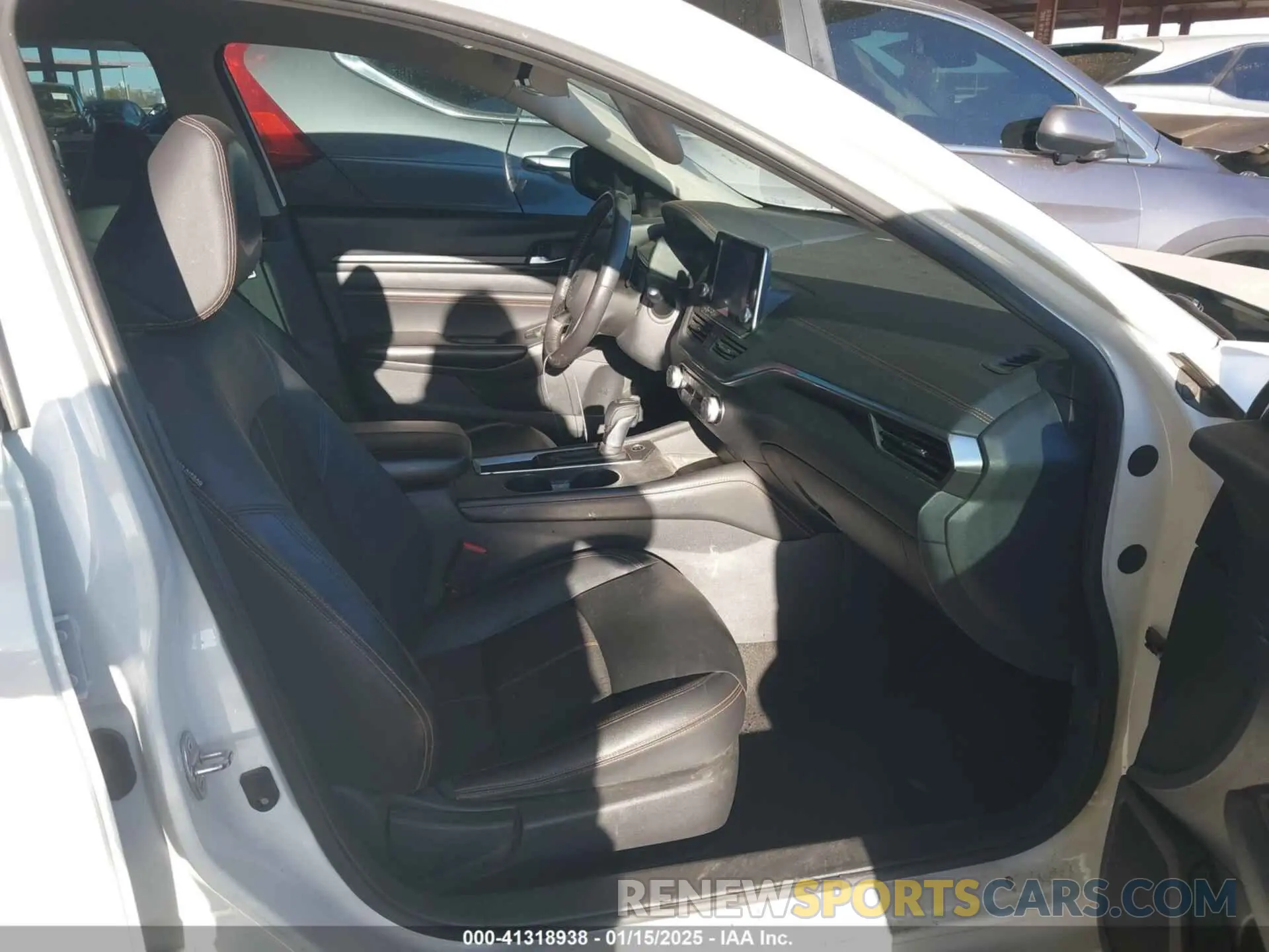 5 fotografías del automóvil dañado 1N4BL4CV9NN356090 NISSAN ALTIMA 2022