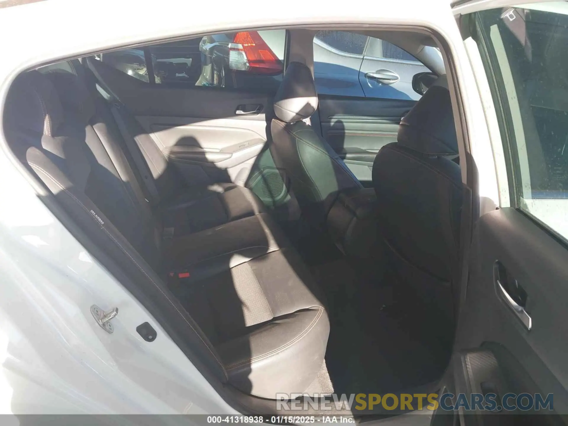 8 fotografías del automóvil dañado 1N4BL4CV9NN356090 NISSAN ALTIMA 2022