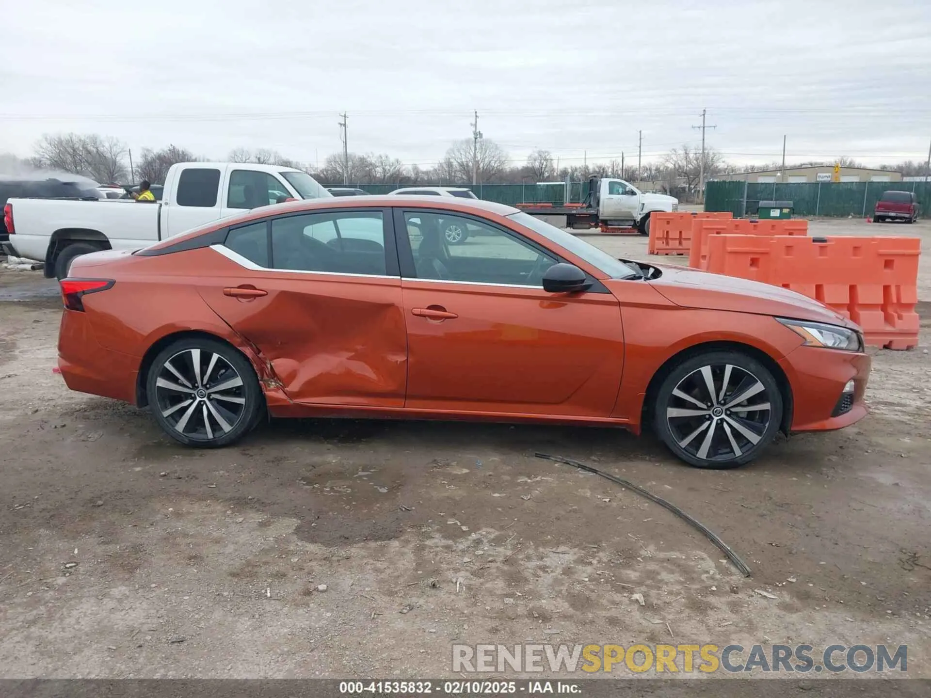 13 fotografías del automóvil dañado 1N4BL4CV9NN360687 NISSAN ALTIMA 2022