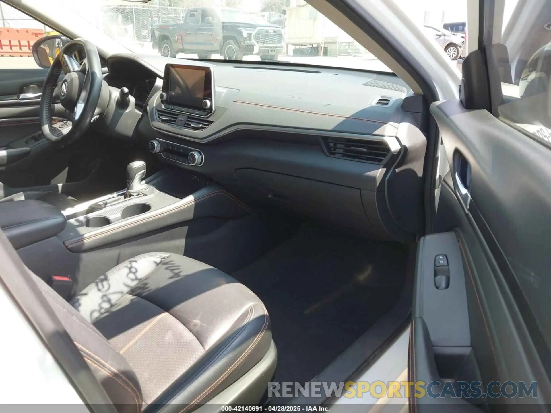 5 fotografías del automóvil dañado 1N4BL4CVXNN324796 NISSAN ALTIMA 2022