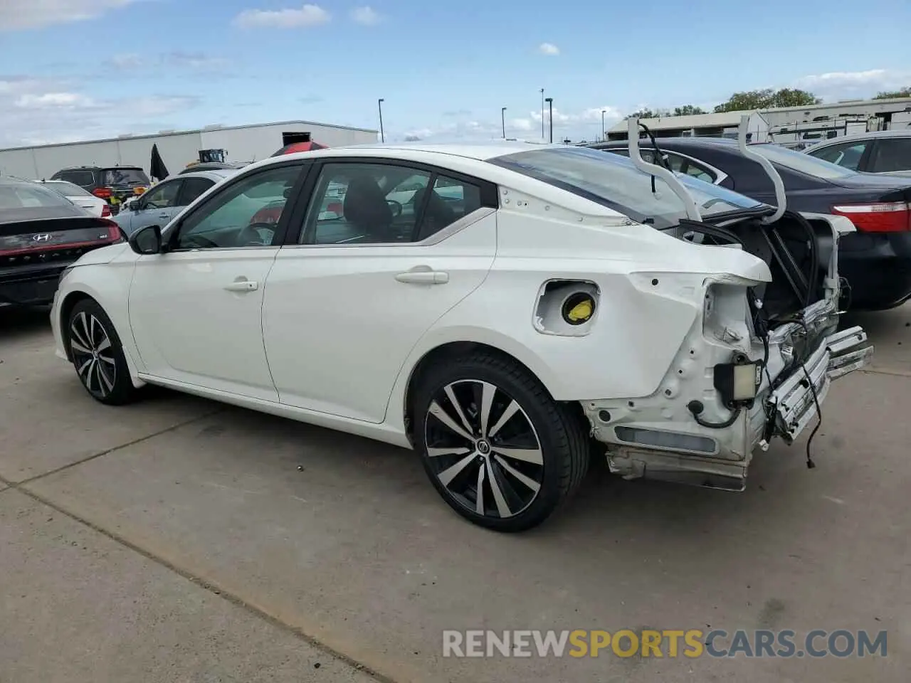 2 fotografías del automóvil dañado 1N4BL4CVXNN389468 NISSAN ALTIMA 2022