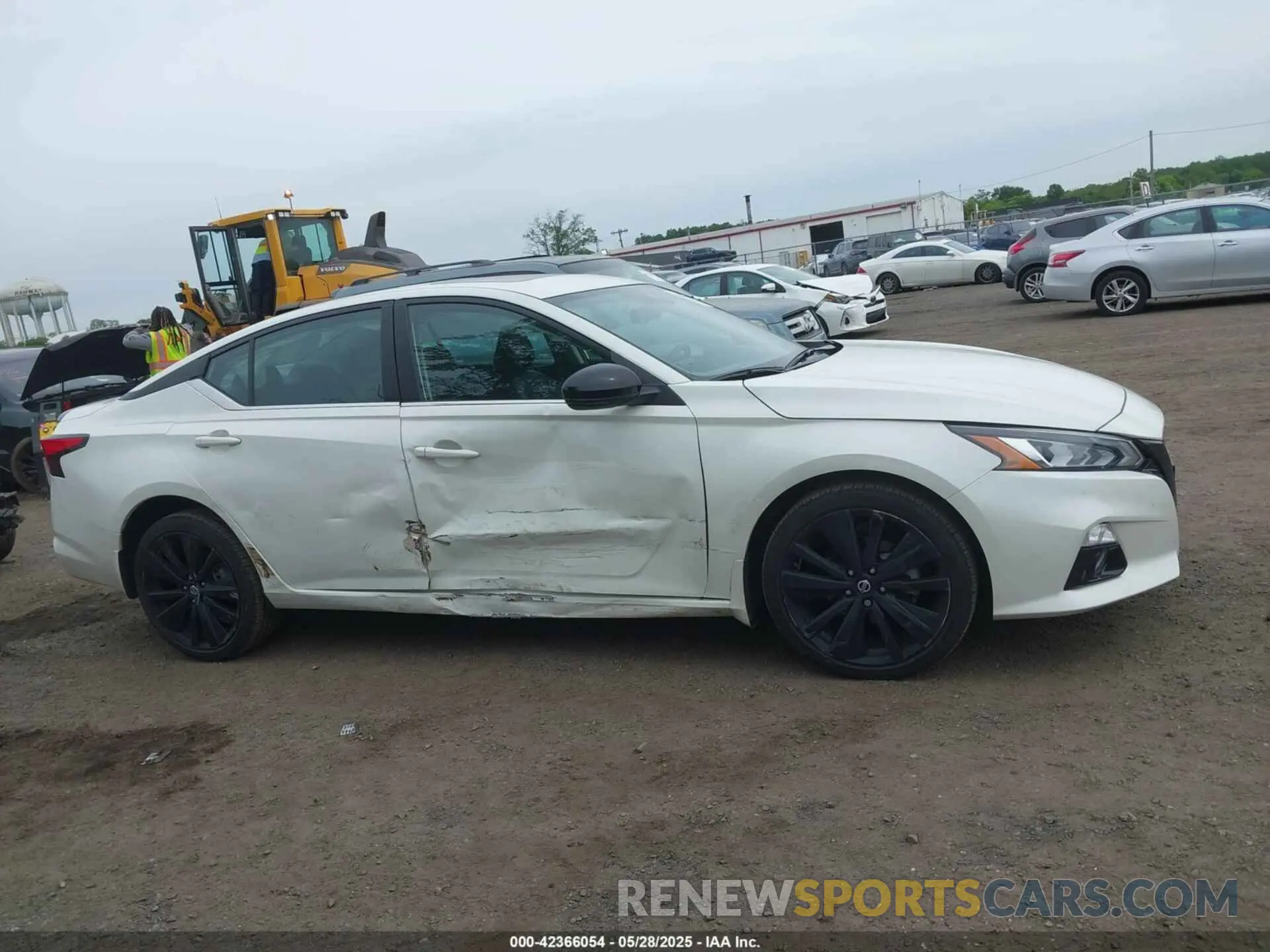 13 fotografías del automóvil dañado 1N4BL4CW0NN385180 NISSAN ALTIMA 2022