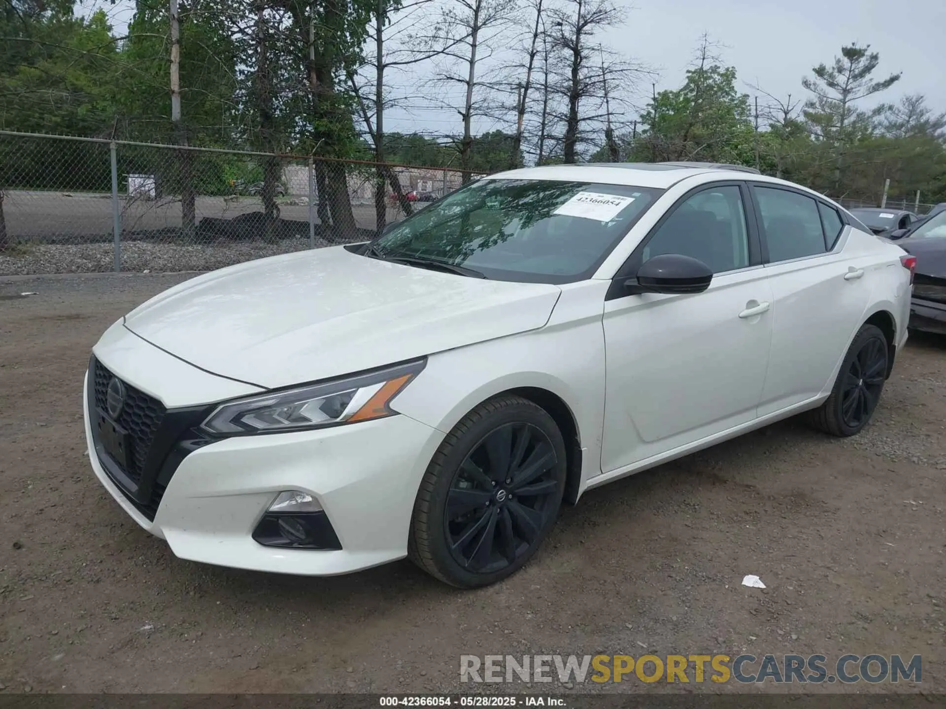 2 fotografías del automóvil dañado 1N4BL4CW0NN385180 NISSAN ALTIMA 2022