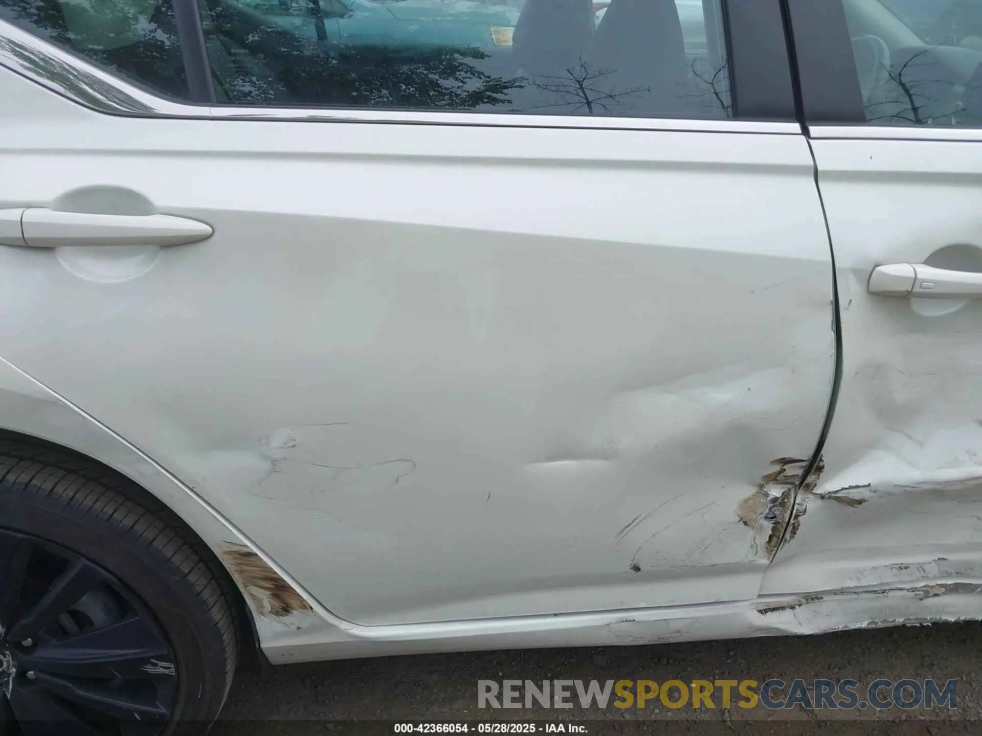 6 fotografías del automóvil dañado 1N4BL4CW0NN385180 NISSAN ALTIMA 2022