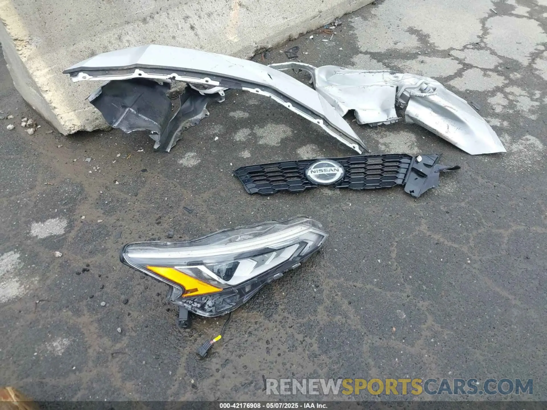 12 fotografías del automóvil dañado 1N4BL4CW5NN388690 NISSAN ALTIMA 2022