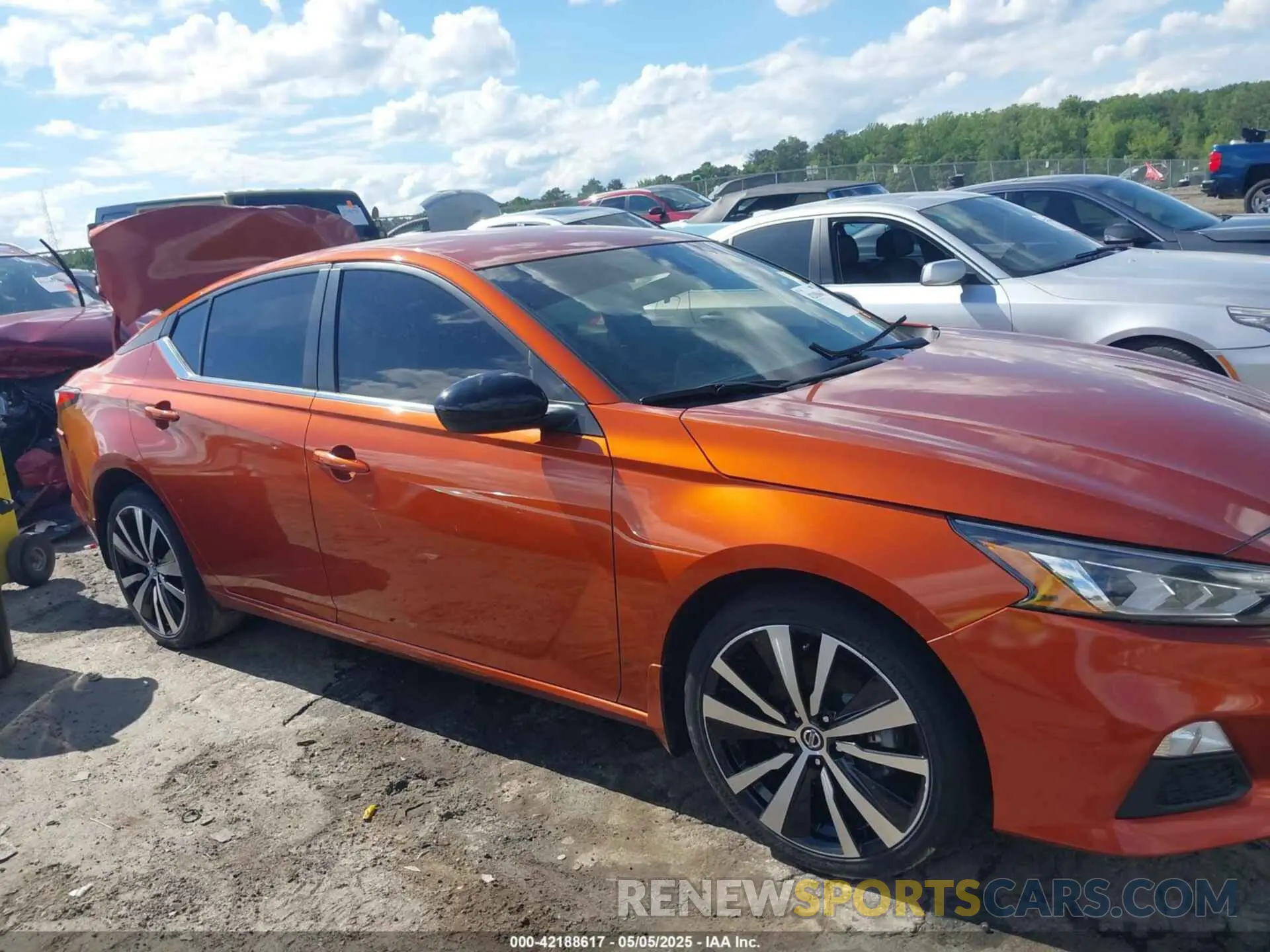 13 fotografías del automóvil dañado 1N4BL4CW6NN410342 NISSAN ALTIMA 2022