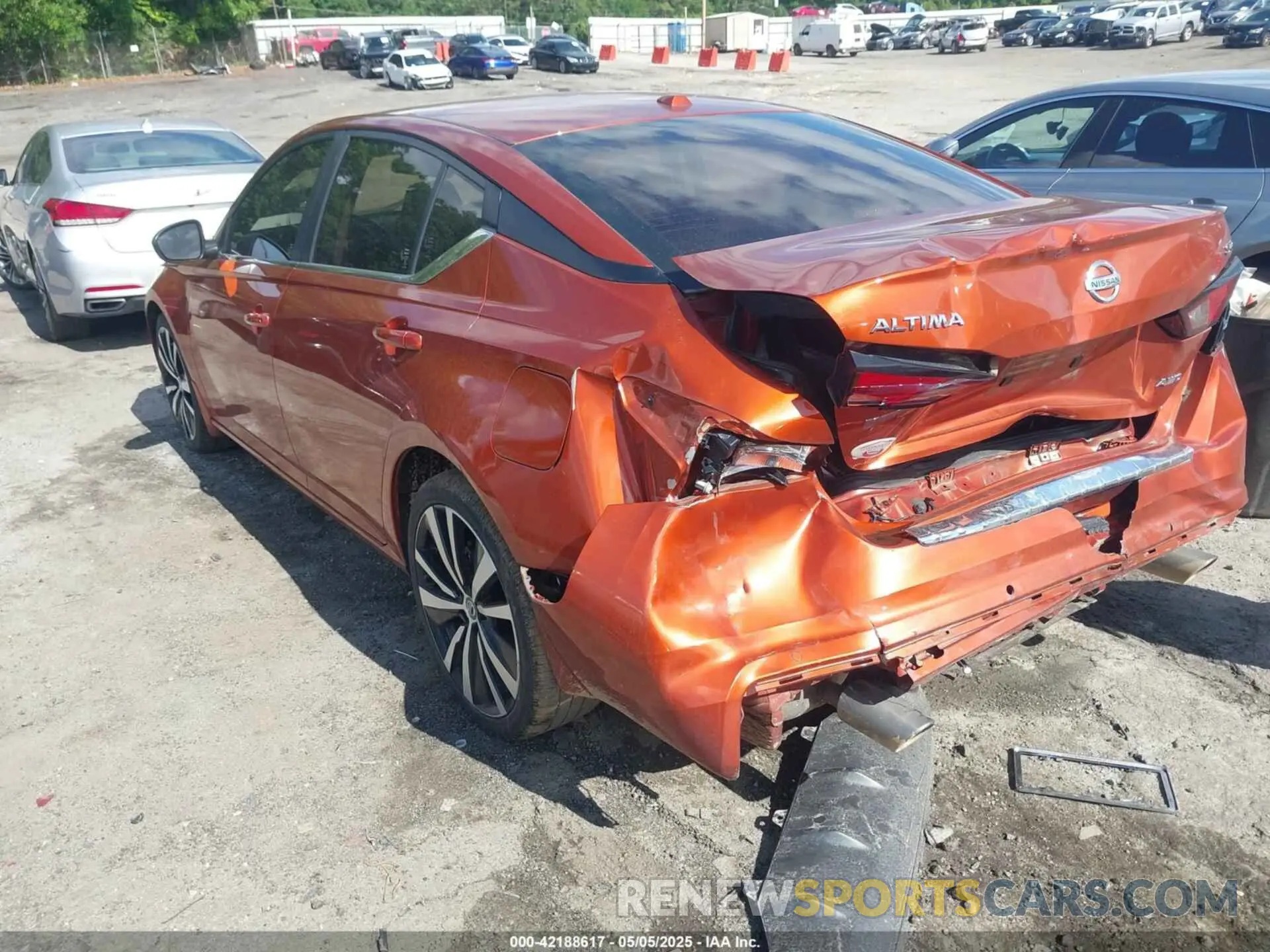 3 fotografías del automóvil dañado 1N4BL4CW6NN410342 NISSAN ALTIMA 2022